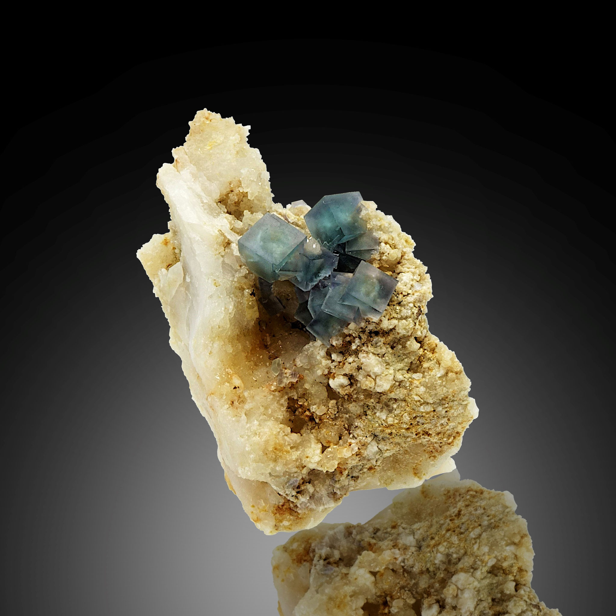 Fluorite on Quartz, Lungau/Salzburg