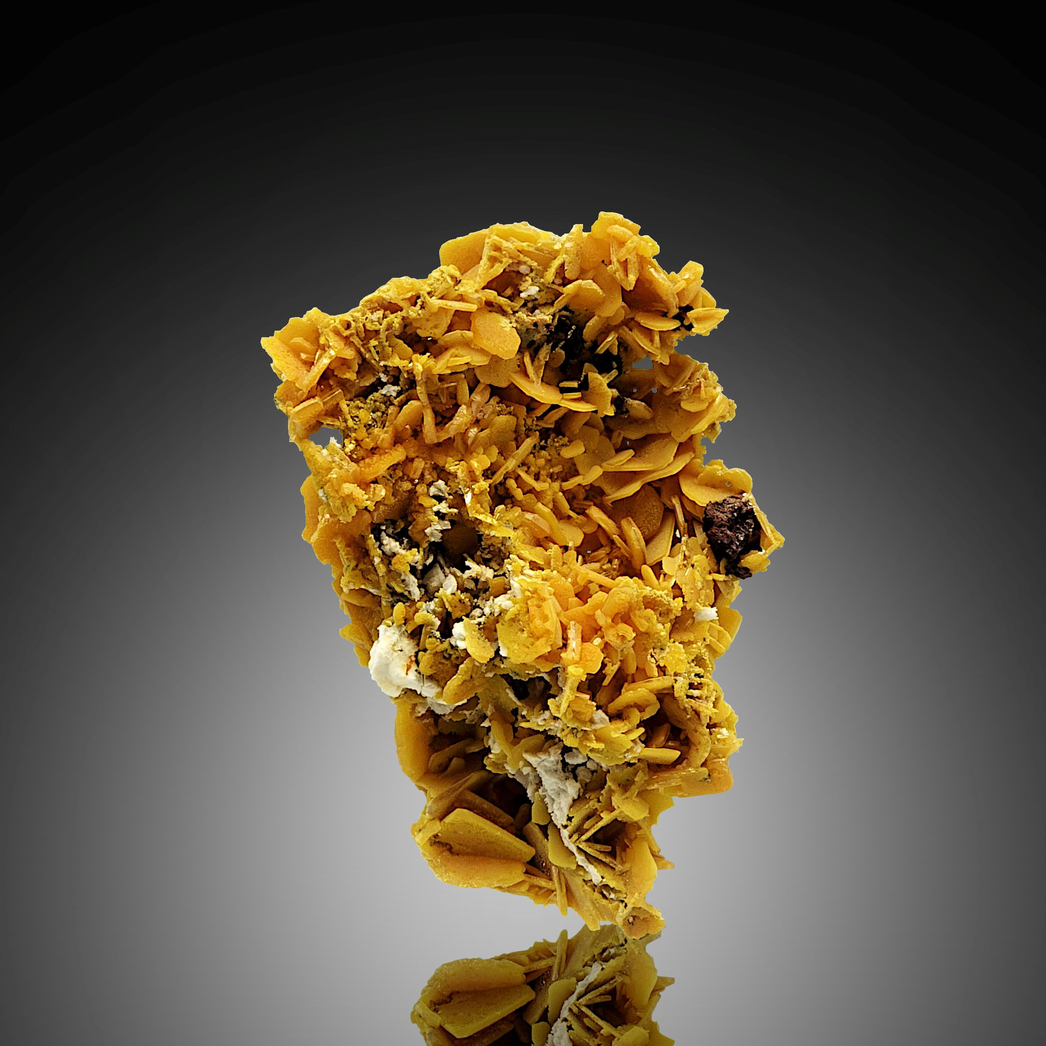 Wulfenite, Mies/Slowenien, 8x5x3,5 cm