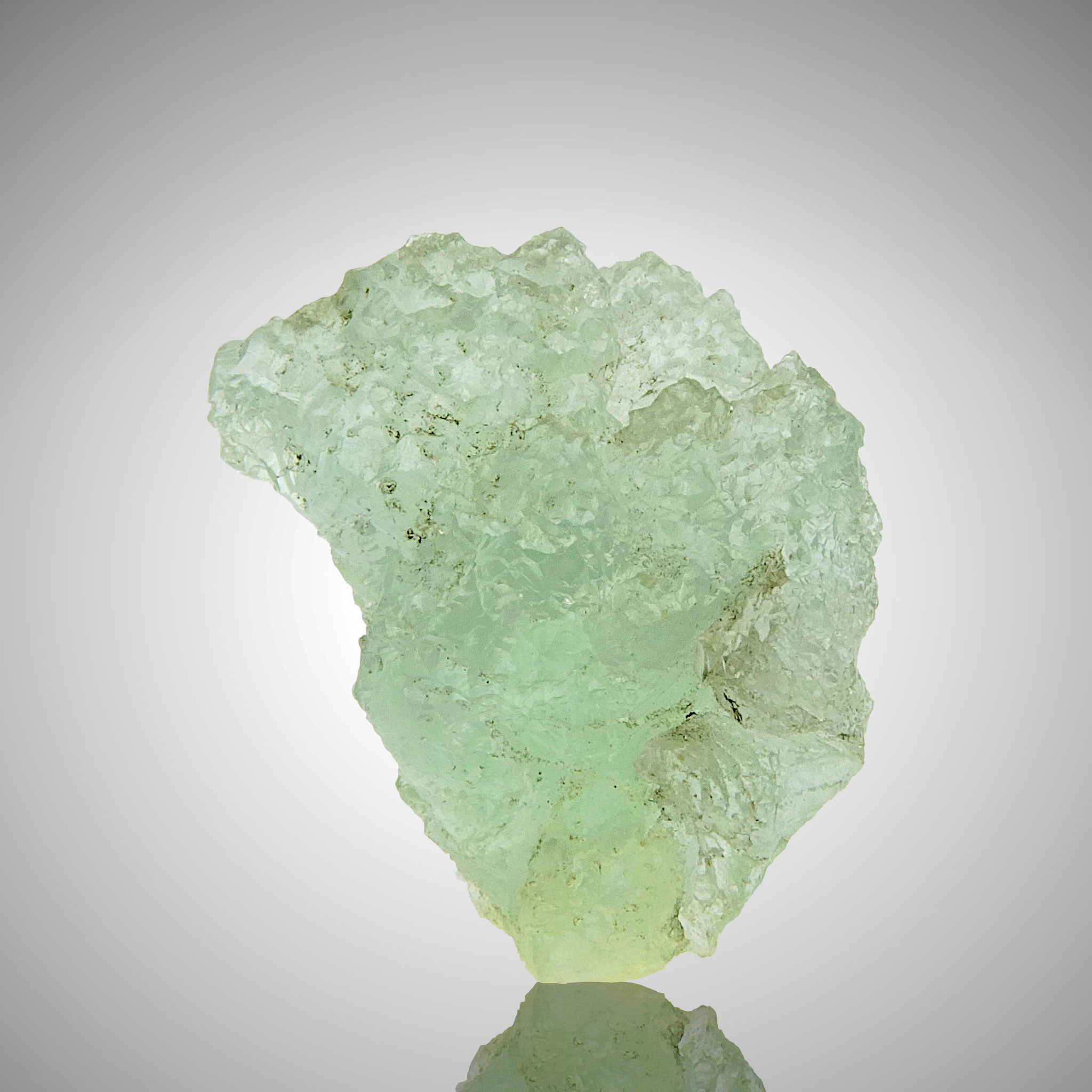 Fluorit (stark verätzt), Gipfelkluft/Weißeck/Muhr/Lungau/Salzburg, 4x3x3 cm
