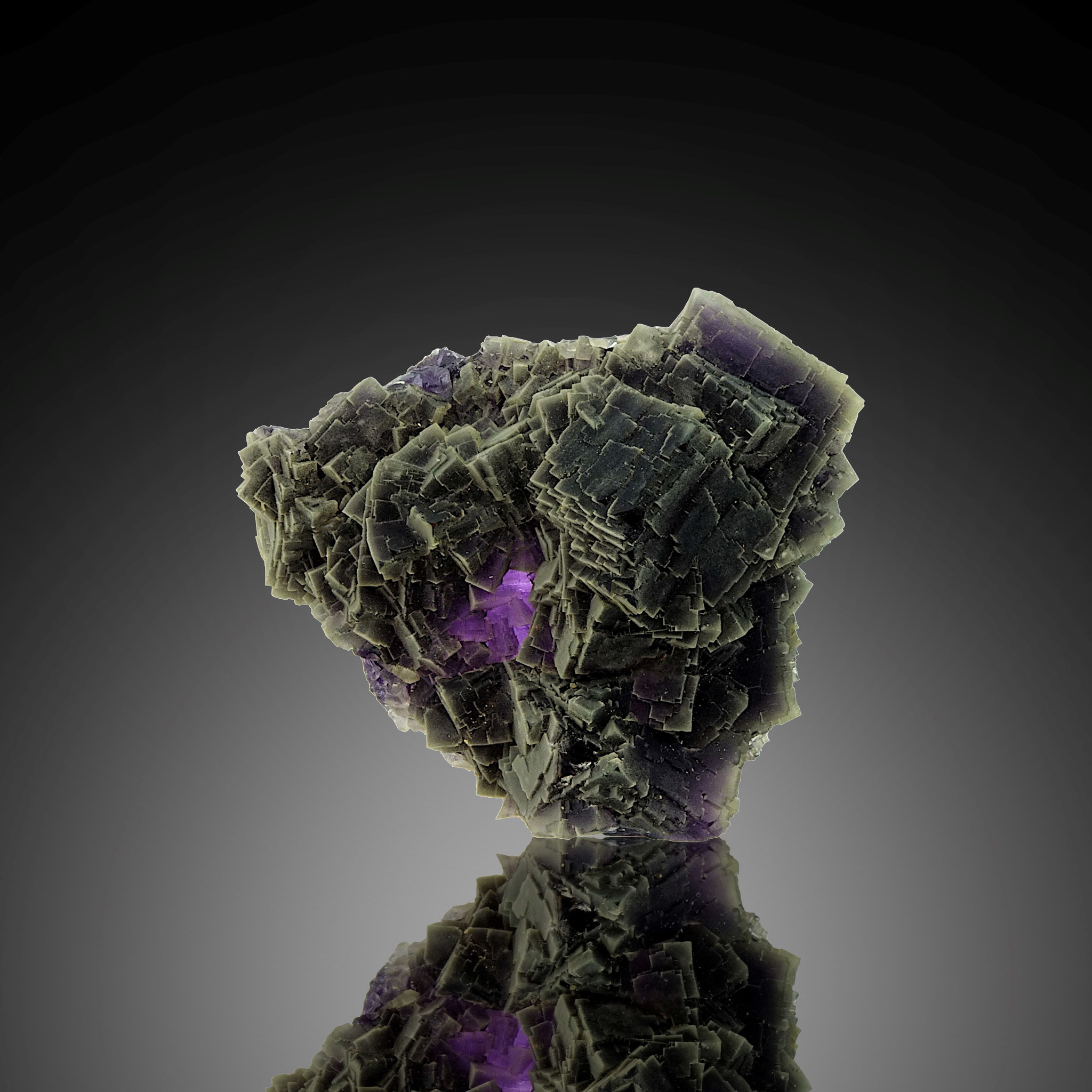 Fluorite, Rucksackkluft/Weißeck Muhr/Lungau, 11x10x7 cm (2, backlight)