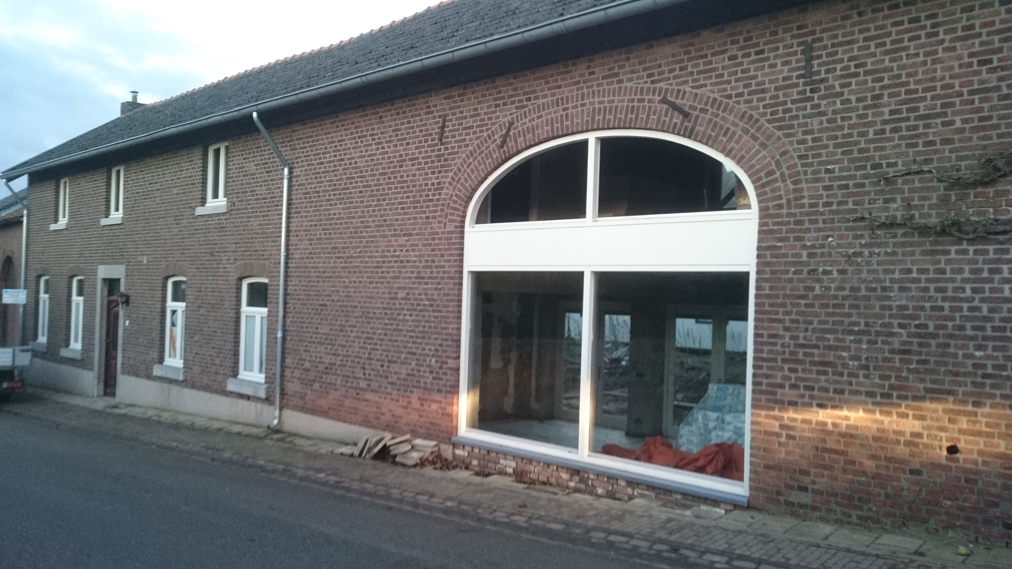 houten pui "korfboog" in Moerslag