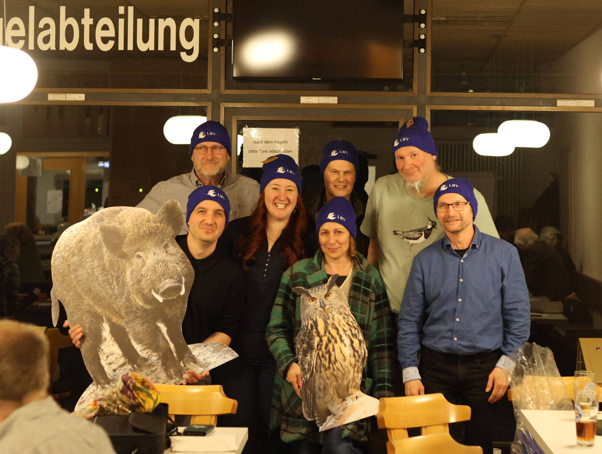 Das neue Steuerungsteam von links: Horst Wittner, Marlene Klisa, Andreas Märtlbauer, Thomas Stahl, Martin Wölker. Vorne links: Julian Bayer (Leitung Fuchsenwiese), Vorne Mitte: Sevtap Okjay (Leitung Bezirksgeschäftsstelle Bayreuth) (c) Bernard Reibeholz)