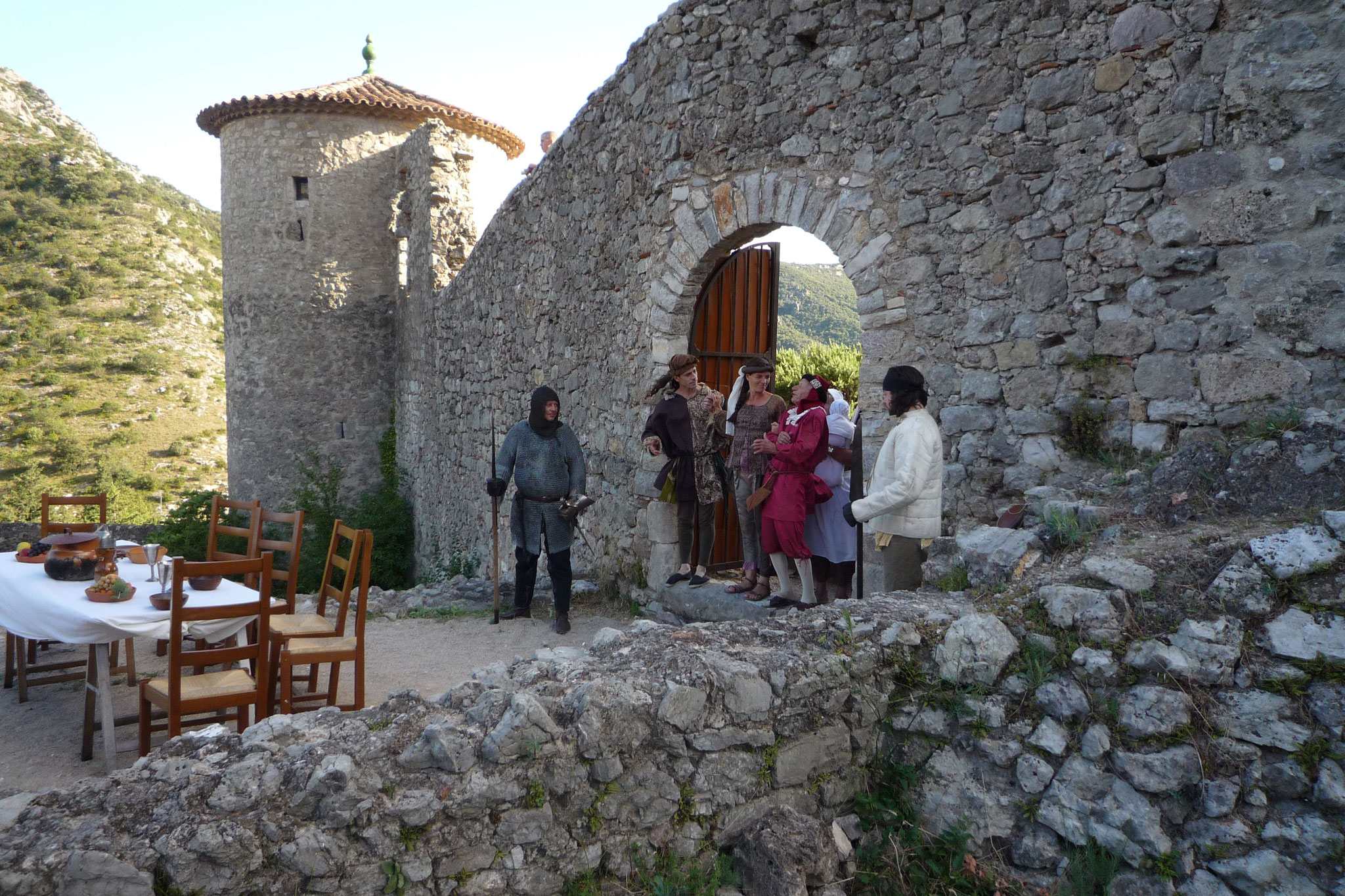 Le Château de Baulx et les Cathares - photos du spectacle
