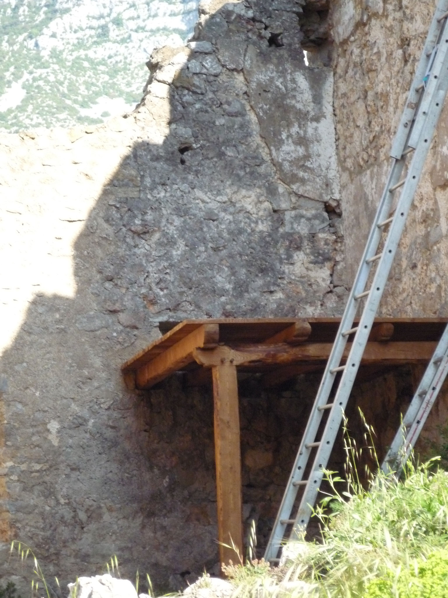 Construction du Hourd - vue depuis la cour haute