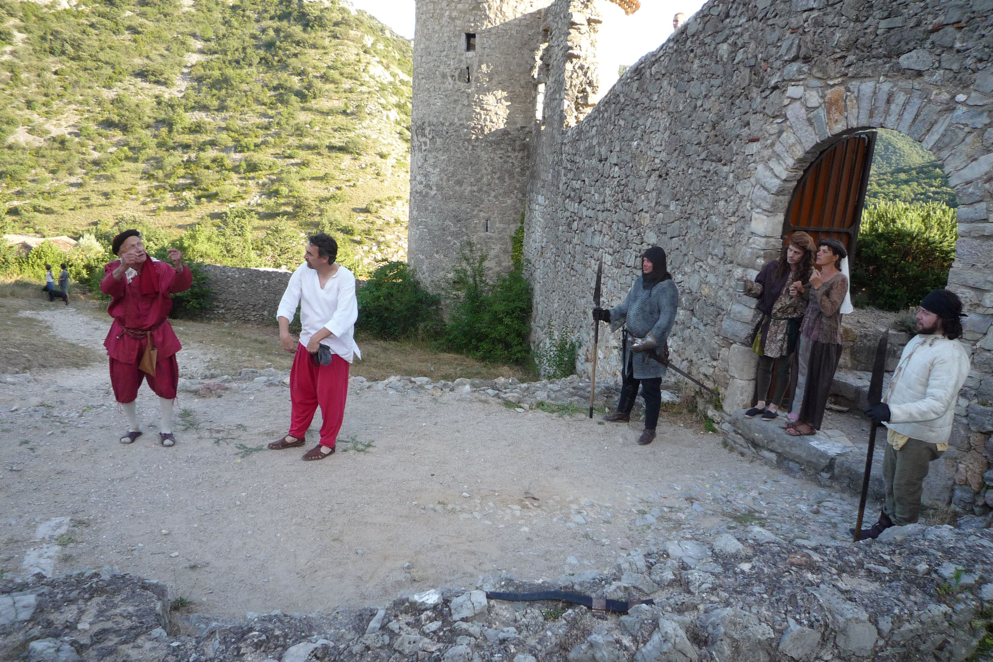 Le Château de Baulx et les Cathares - photos du spectacle