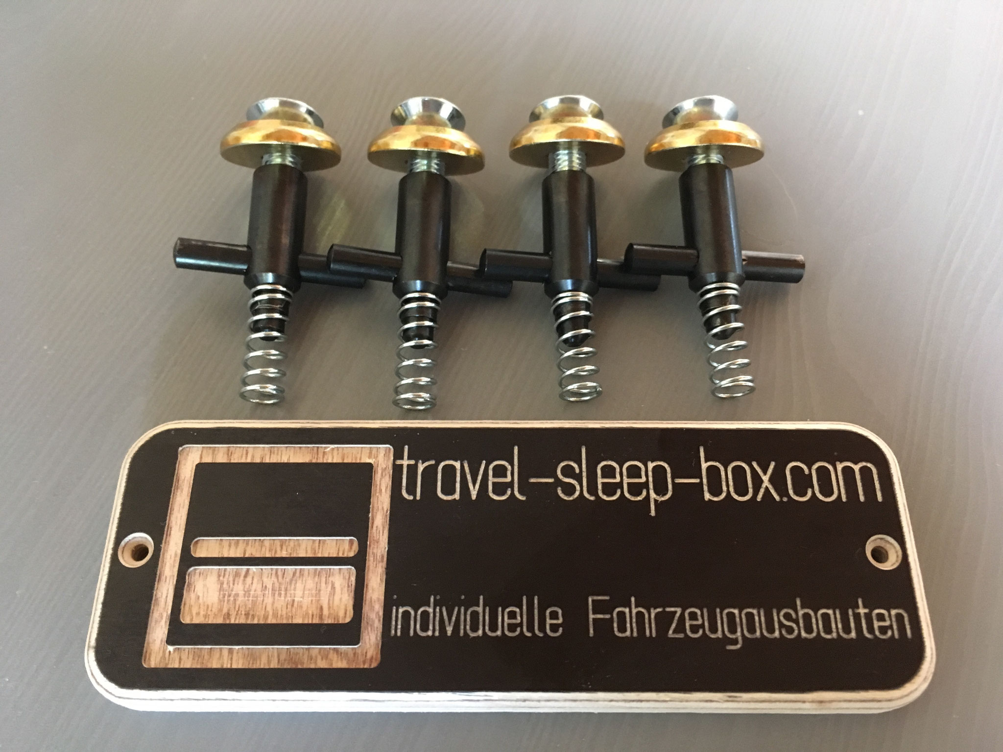 Bodenanker für Multivan-Schiene - TRAVEL-SLEEP-BOX