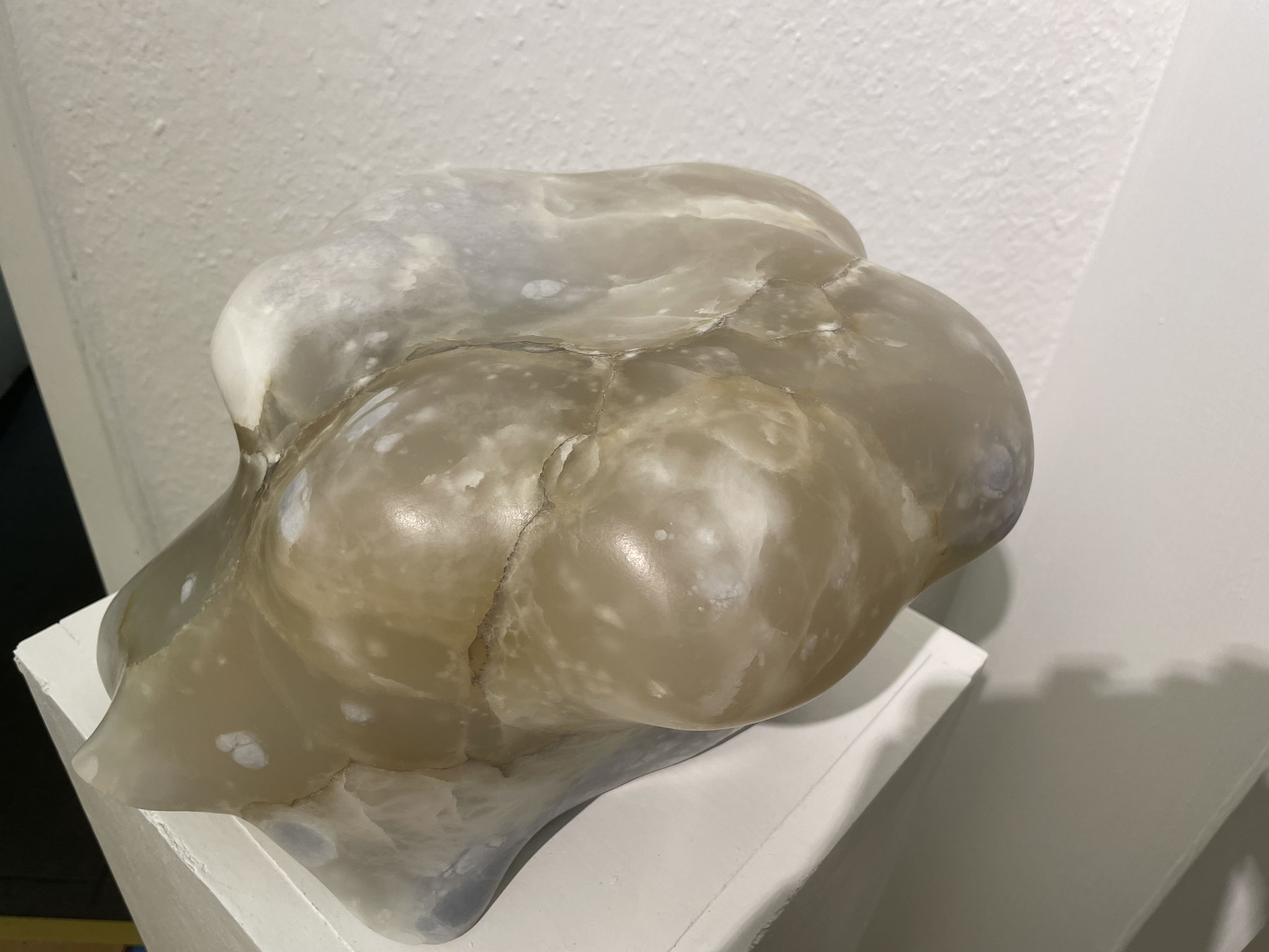 Ohne Titel. Alabaster. 2019