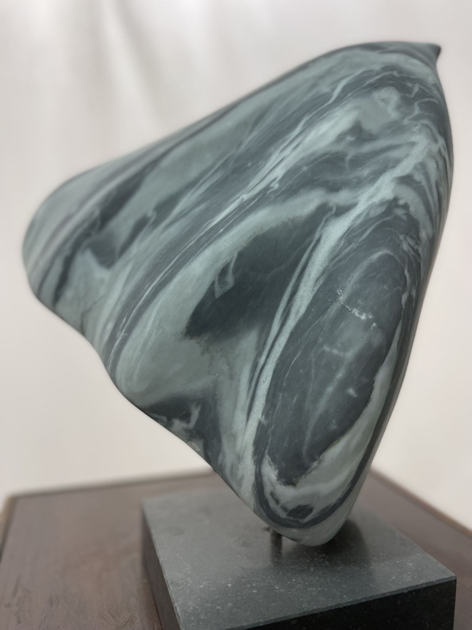 Ohne Titel. Marmor Bardiglio. 2021
