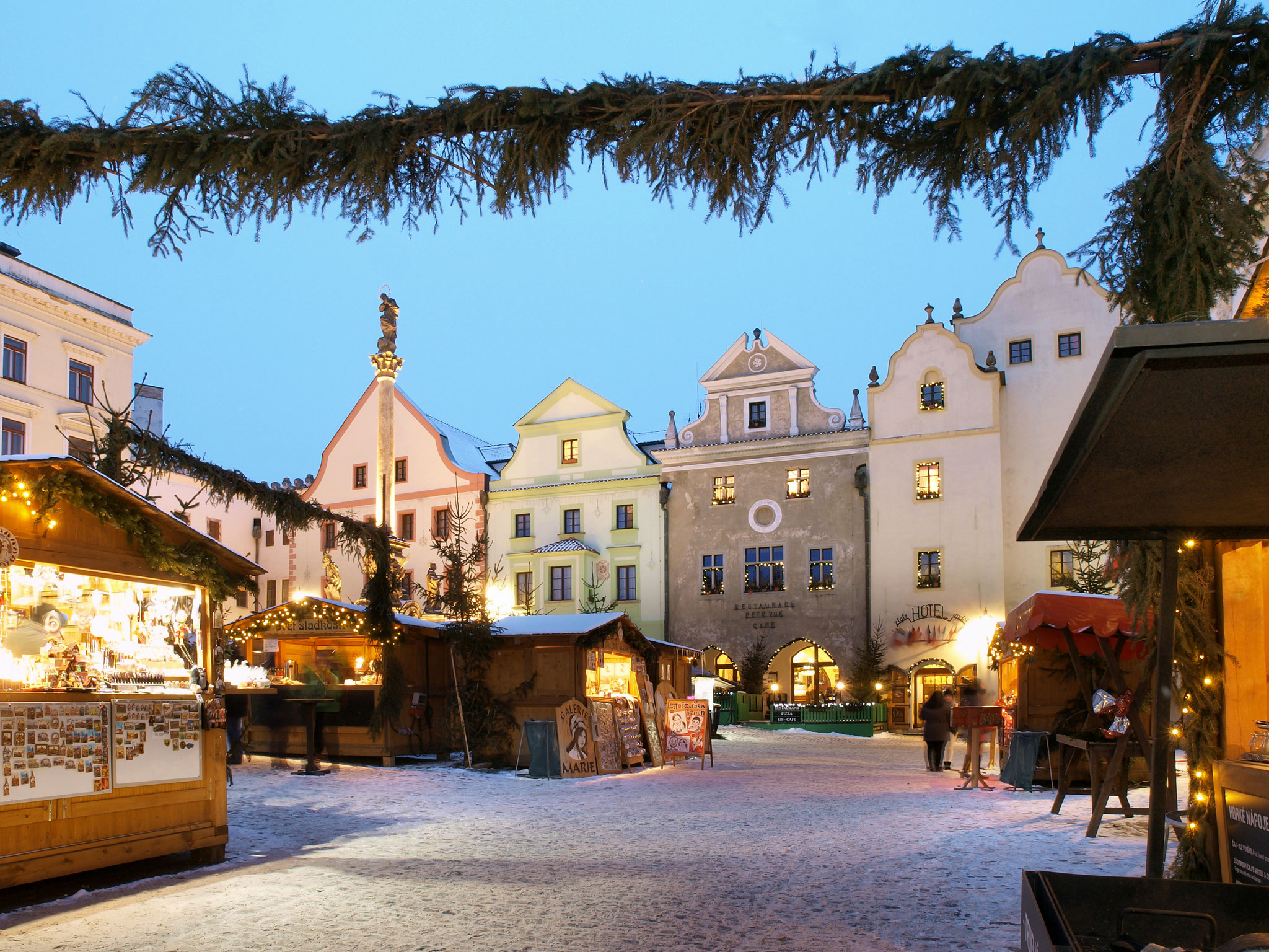 Cesky Krumlov Christmas Market 202 Opening Dates, hotels, things to