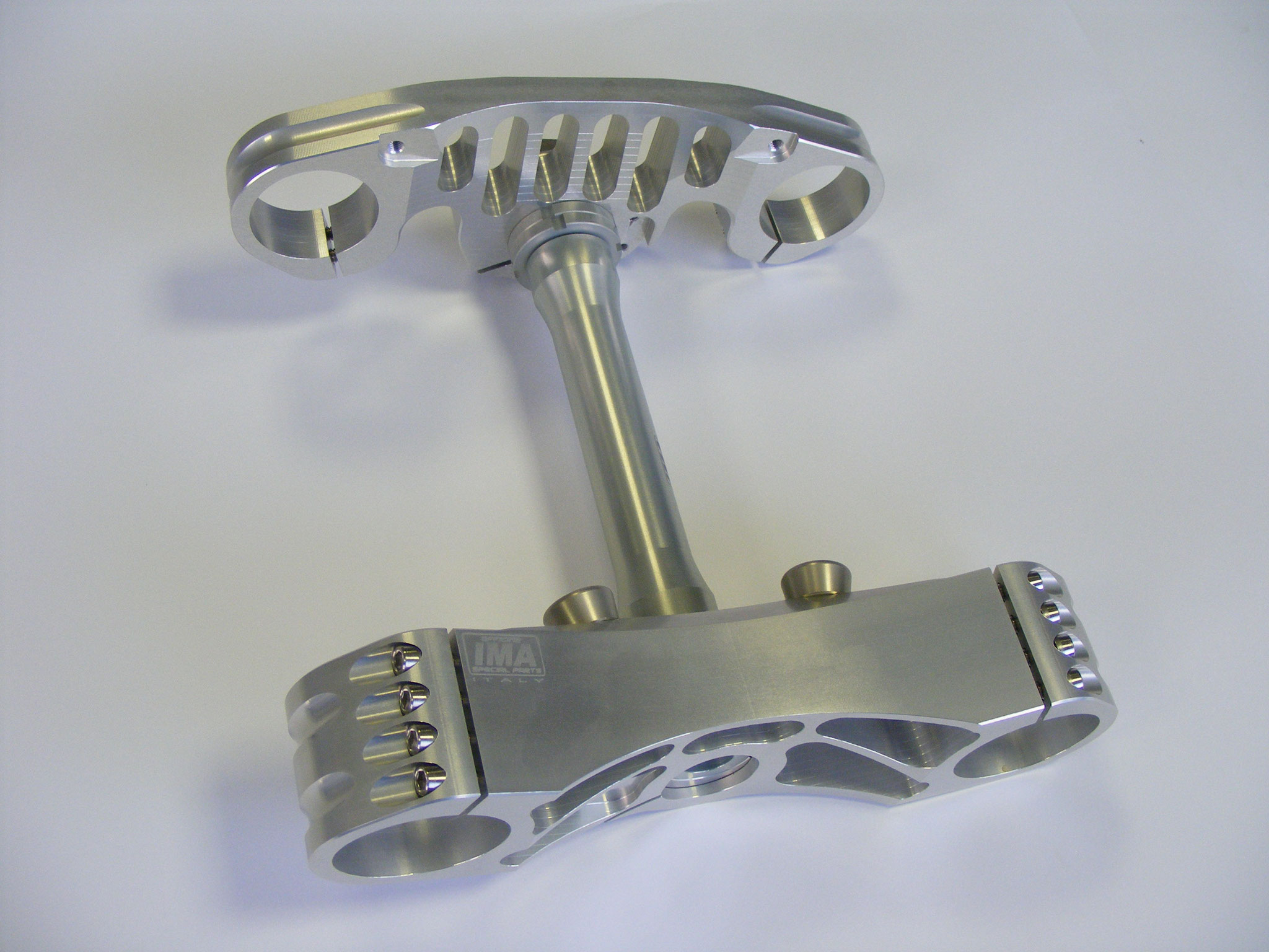 IMA TRIPLE CLAMP MOD.9 ZX10R 16-22 - RAID-ZERO IMA TRIPLE CLAMP MOD.9 ZX10R 16-22 - RAID-ZERO