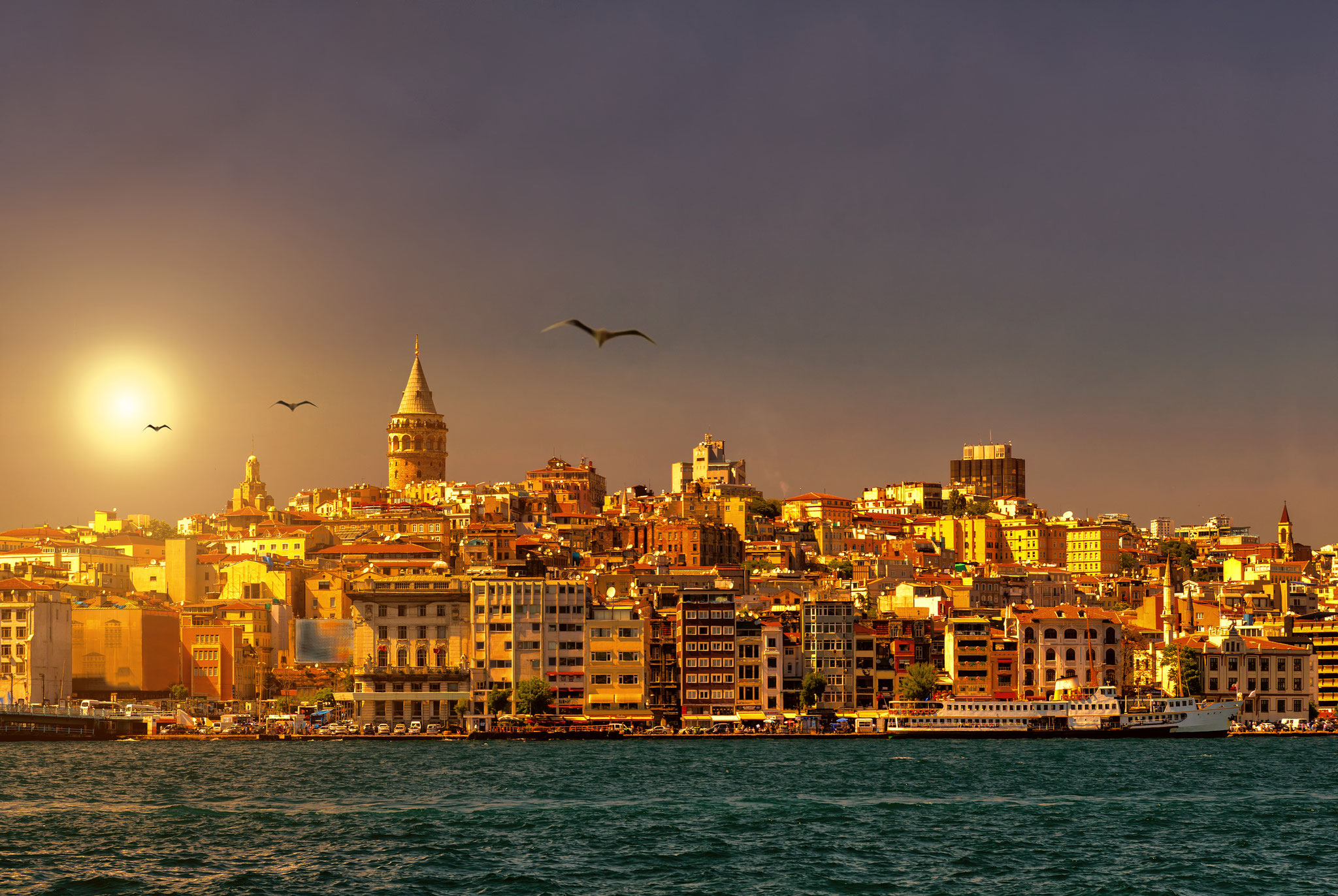 Istanbul Blick zur Neustadt am Goldenen Horn