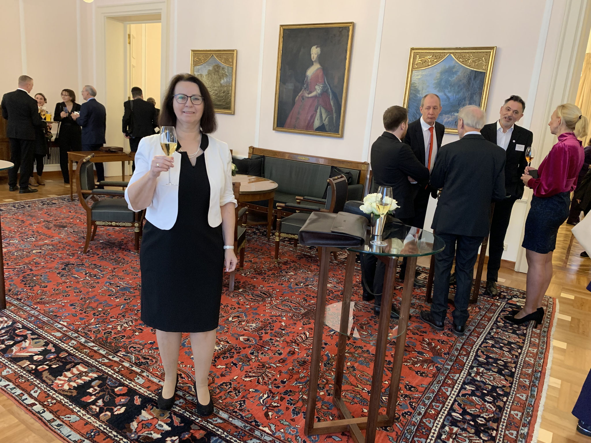 Sektempfang in den Sälen des Schlosses