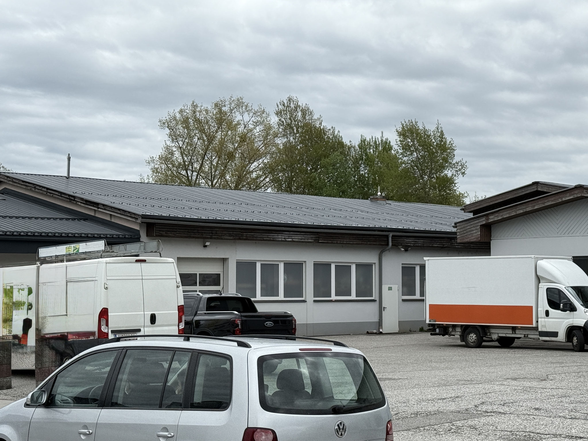 Saniertes Dach mit Aluminiumprofil