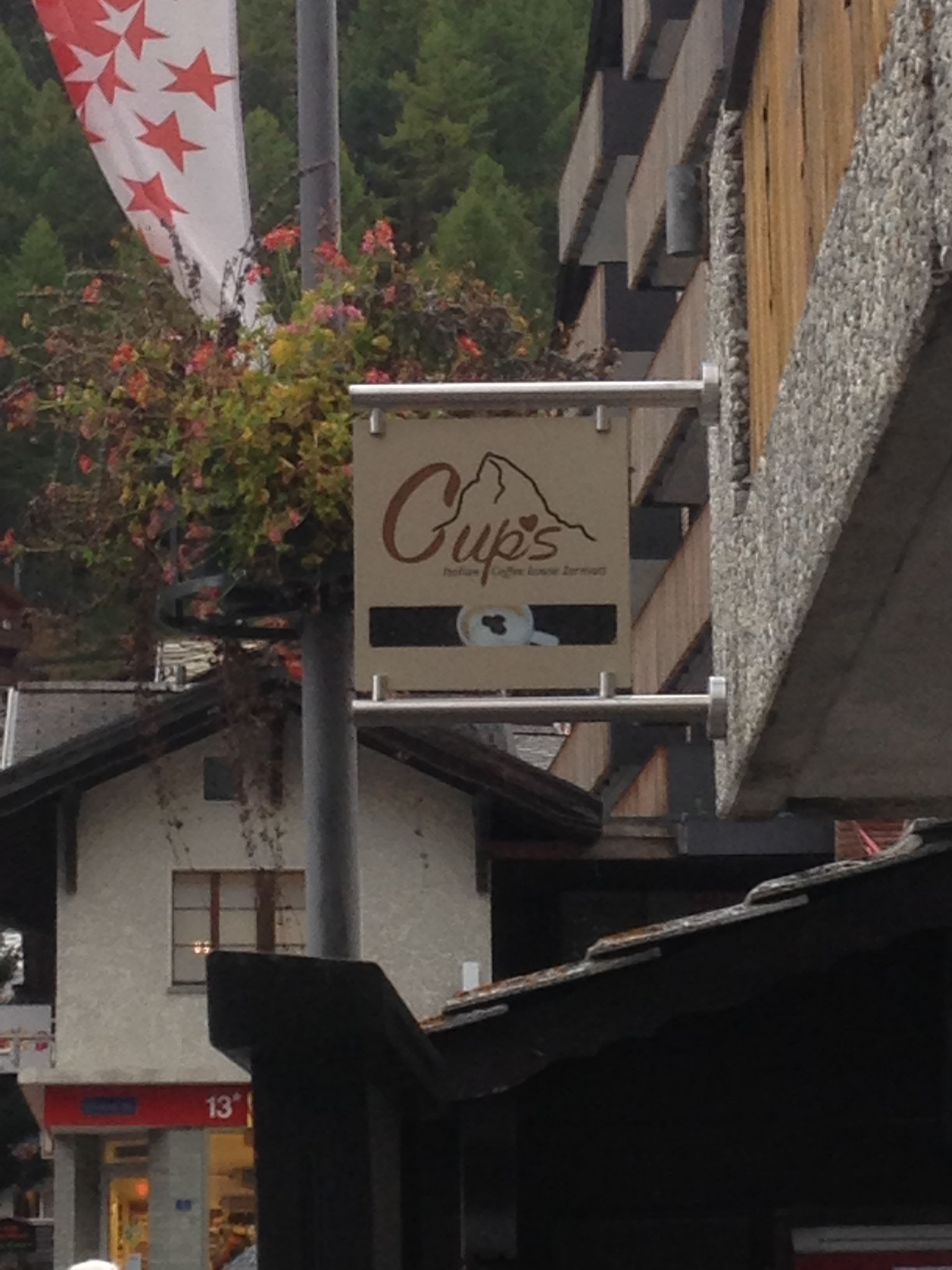 Wir sind bereit! Cup's Italian Coffee house Zermatt