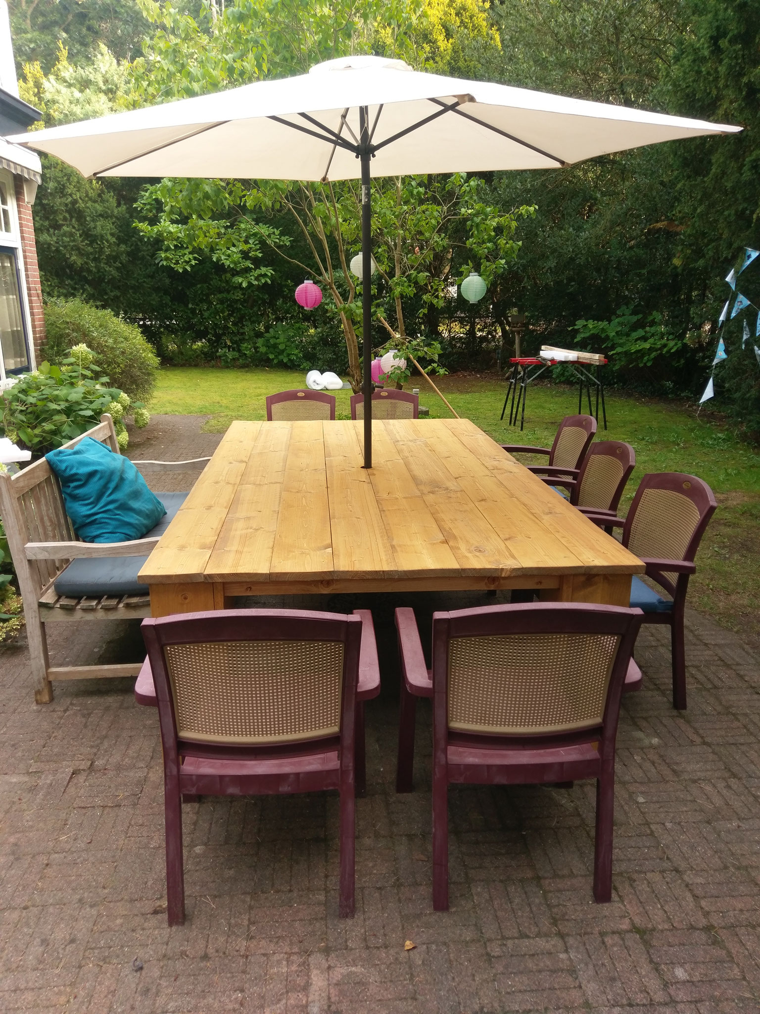 Buitentafel op bestelling gemaakt 156 x 280 cm