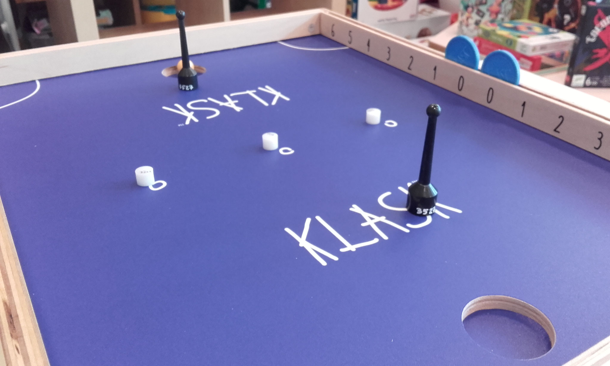 Klask, un des jeux de la sélection de Noël