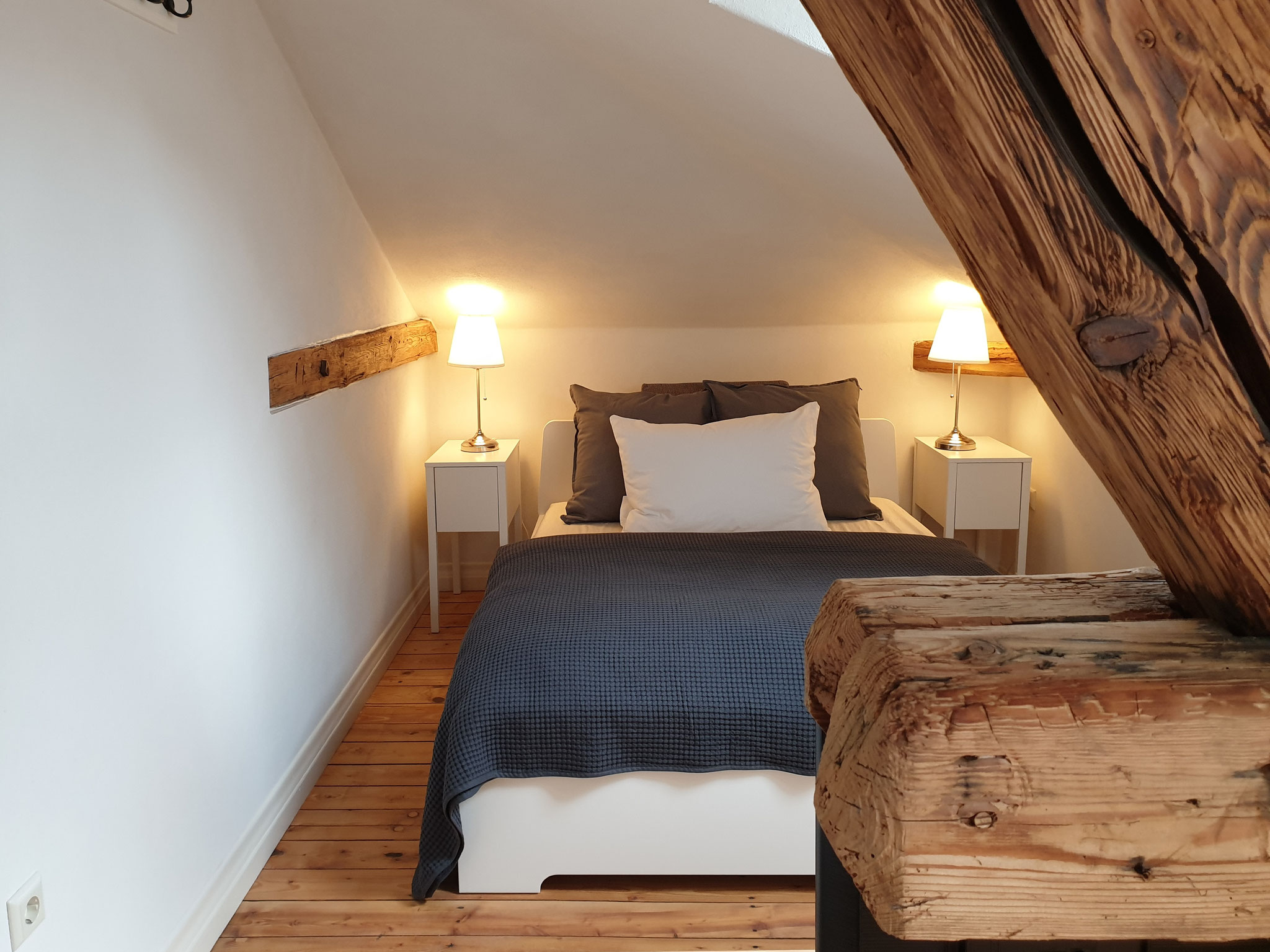 Ferienwohnung FUCHSBAU im Bahnhof Grombach, nahe A6, Bad Rappenau, Sinsheim