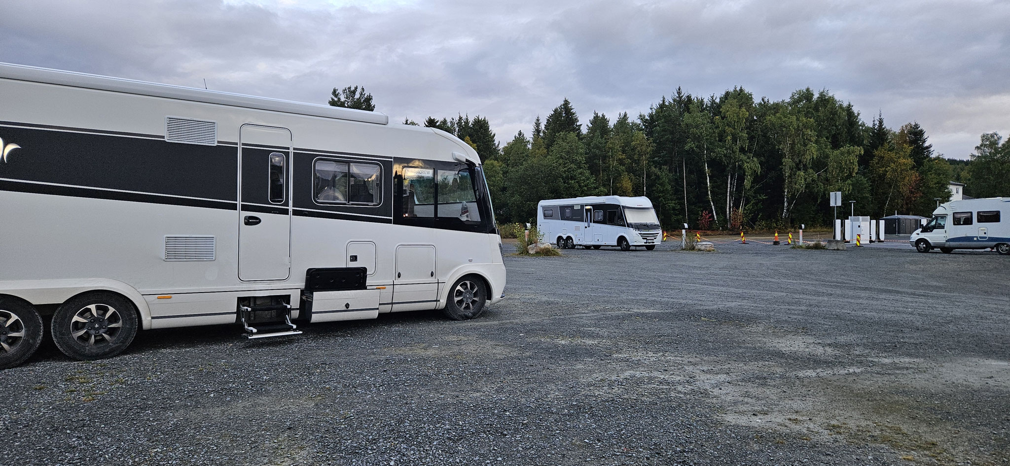 Wir haben in der Nacht noch einen Nachbarn bekommen