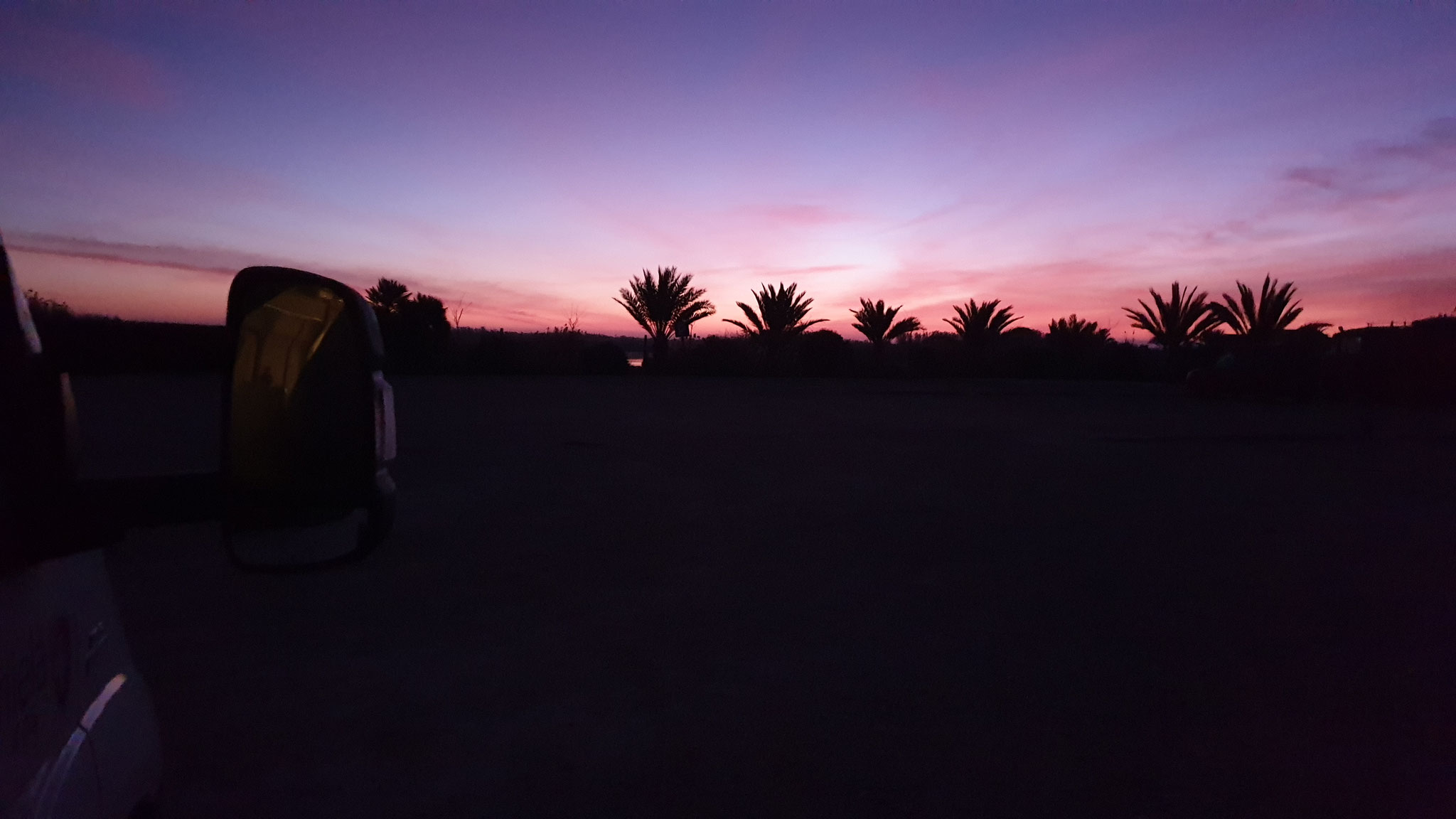 Wunderschöner Sonnenaufgang am Naturschutzgebiet