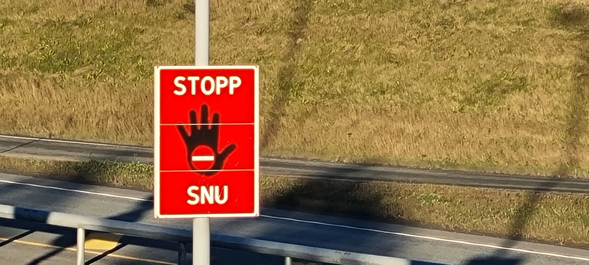 "Snu" - hier nicht falsch auf die Autobahn auffahren 