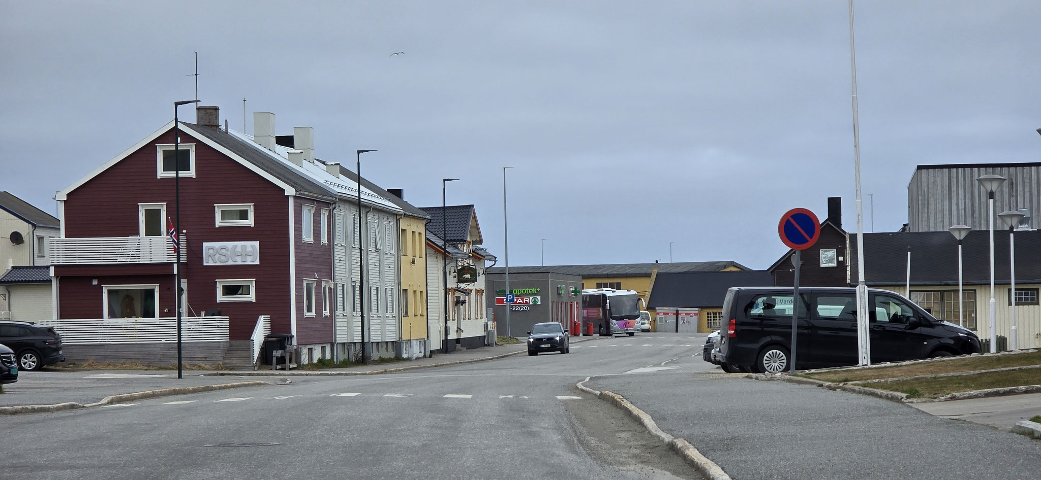 Wir fahren durch Vardø