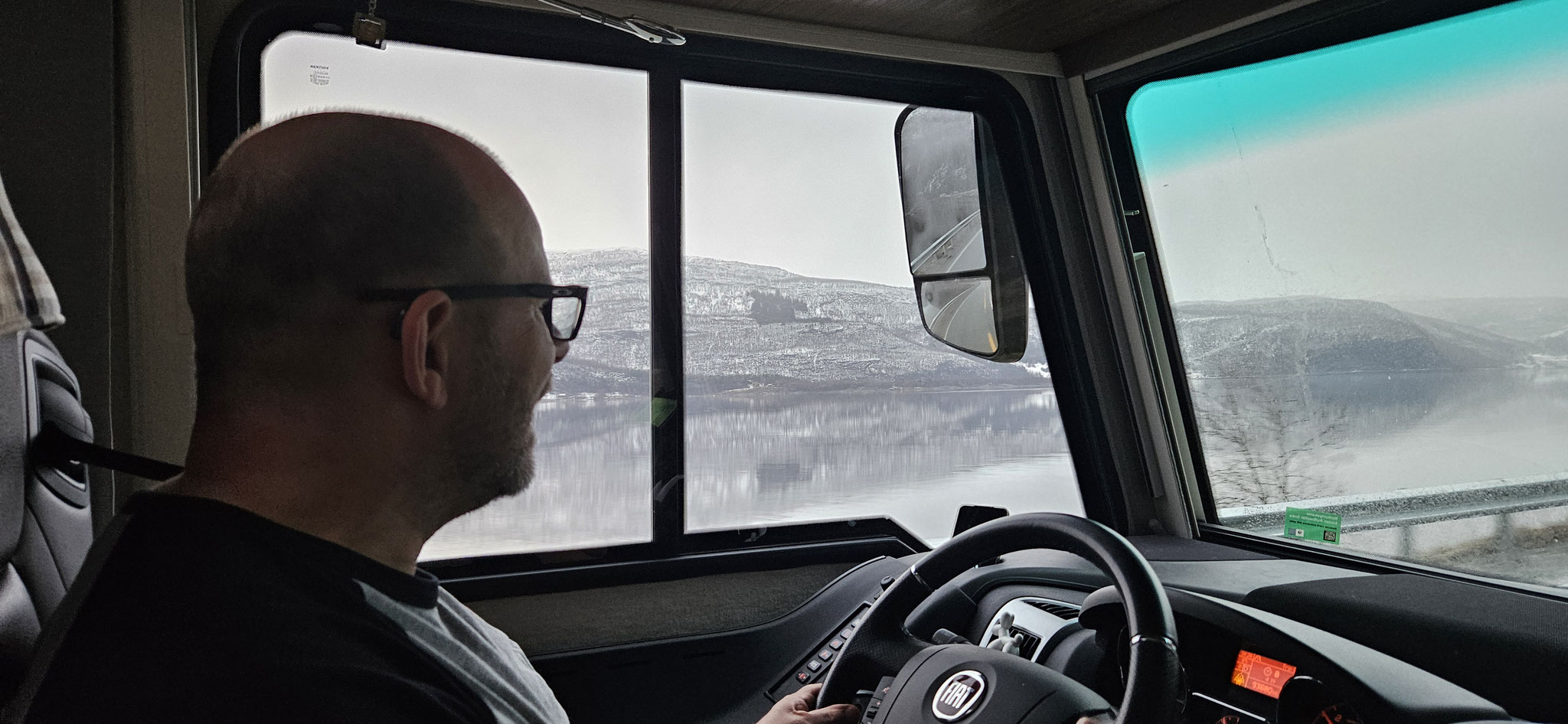 Blick aufs Fjord - gibt es hier vielleicht Wale?