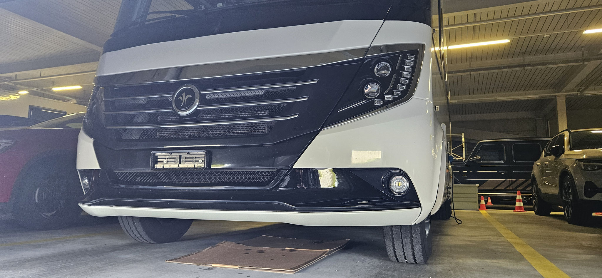 Das Tor schliesst sich ein letztes Mal bis am Dienstag...