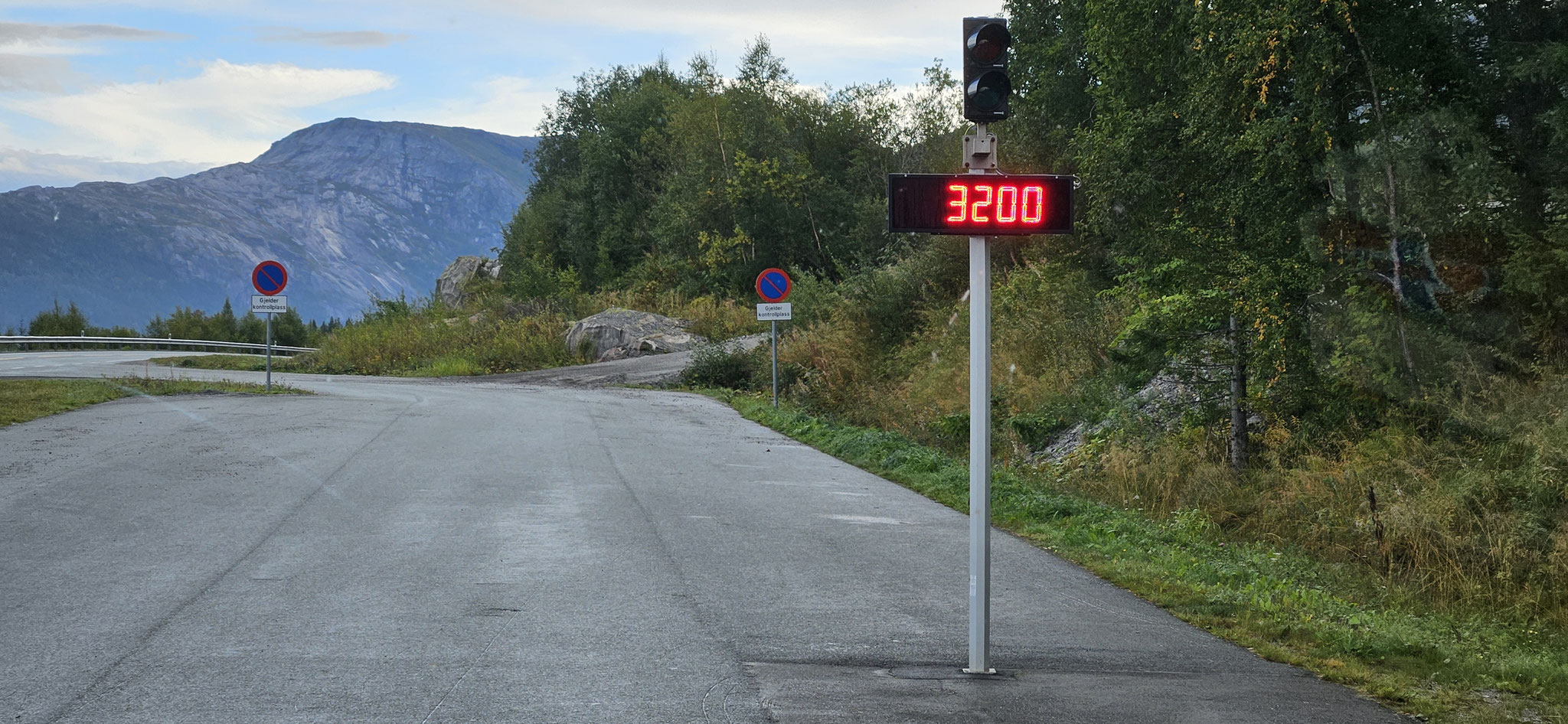 ...Hinterachse TOP...voll beladen ist Bobi super unterwegs