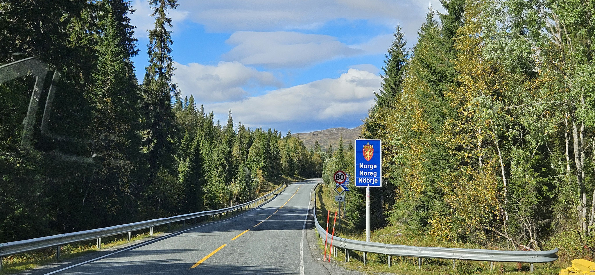 Erst kommt das Norge-Schild...