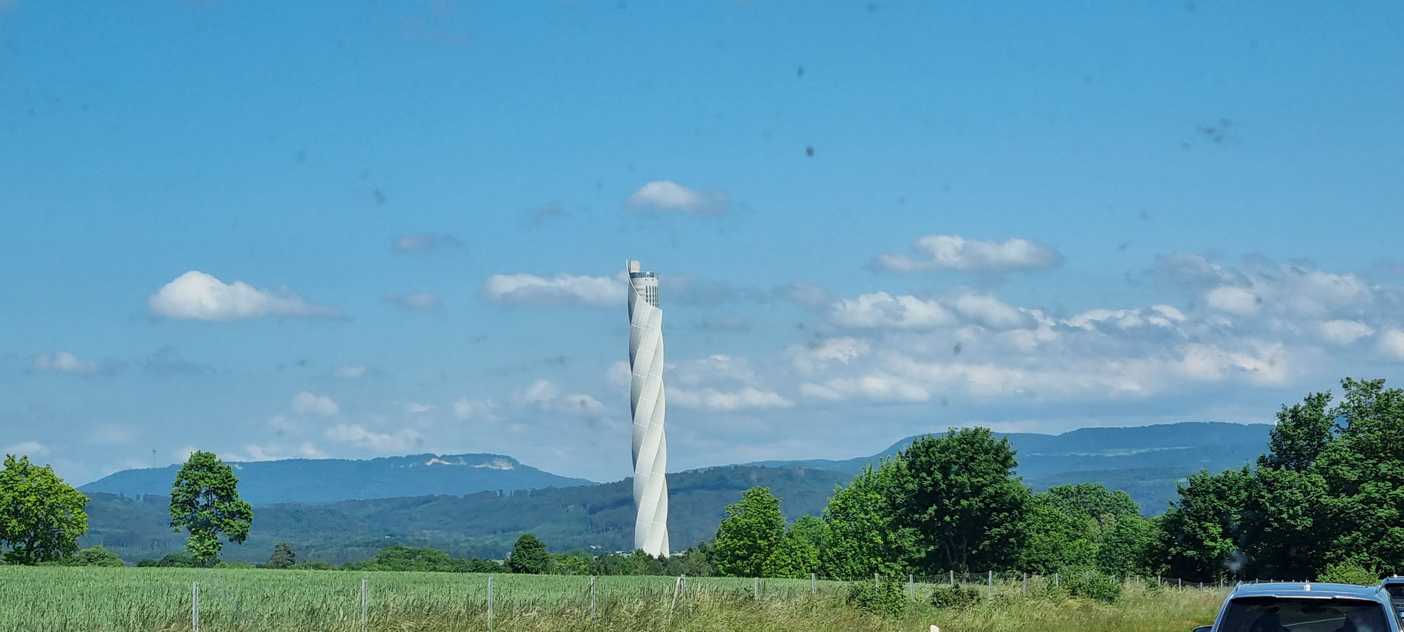 Thyssen-Krupp-Turm statt Rema 1000 (gesprochen: Rema Tüssen)