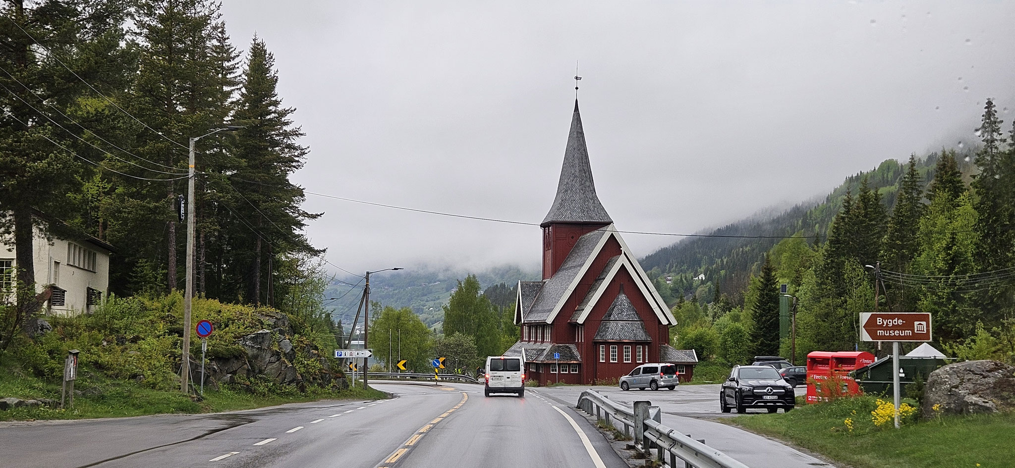 Diese Kirche kennen wir auf jeden Fall