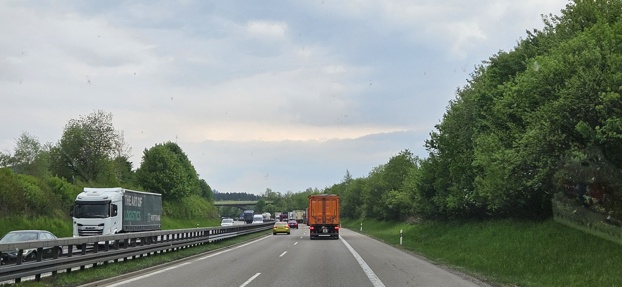 Der erste Stau beginnt