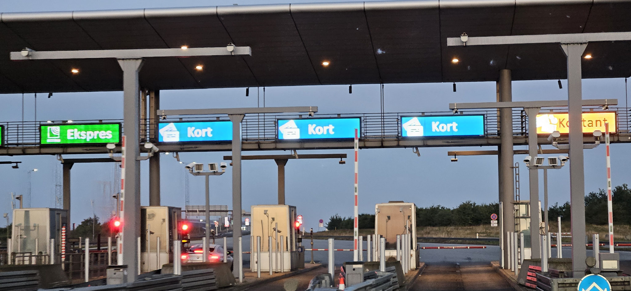 ...an der Storebælt-Brücke wird manuell bezahlt