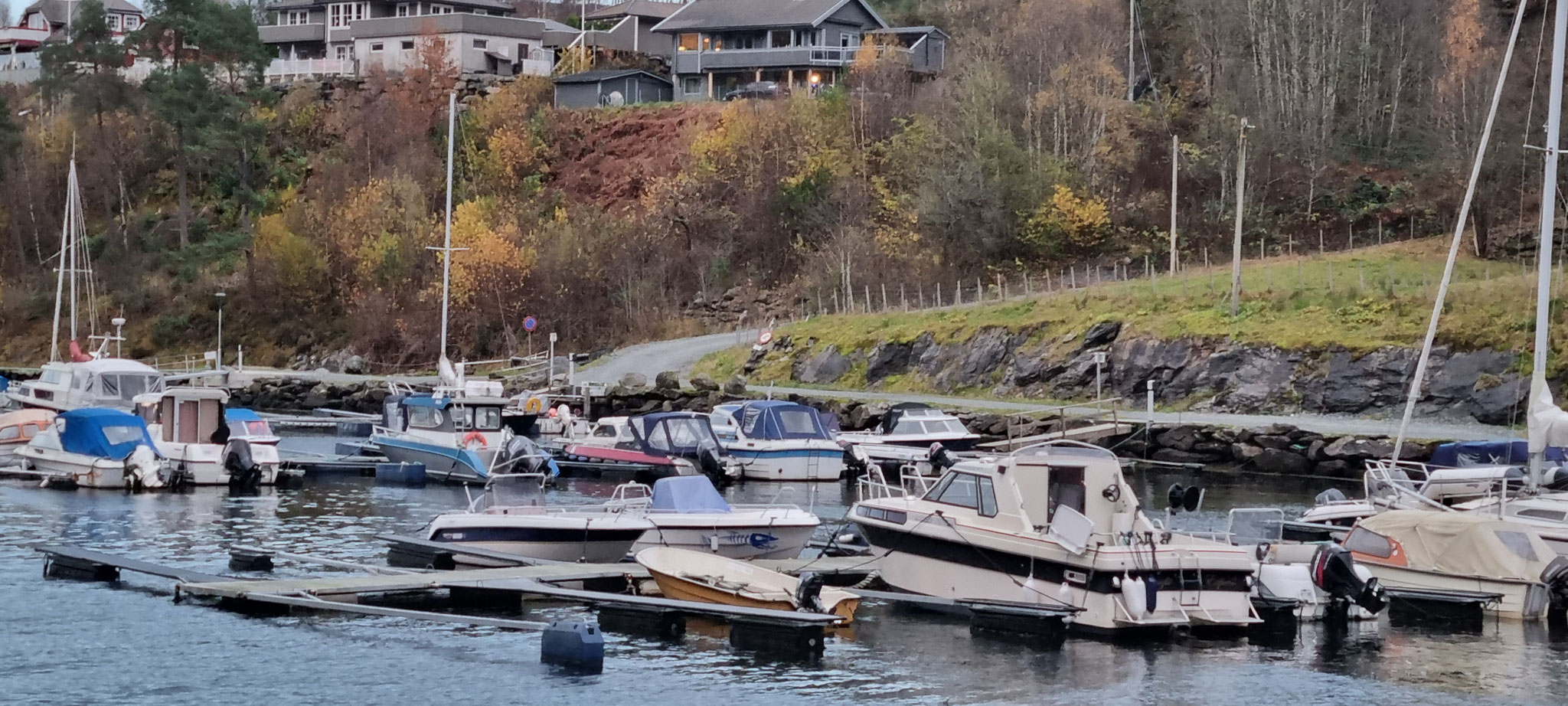 Ein typischer kleiner Hafen