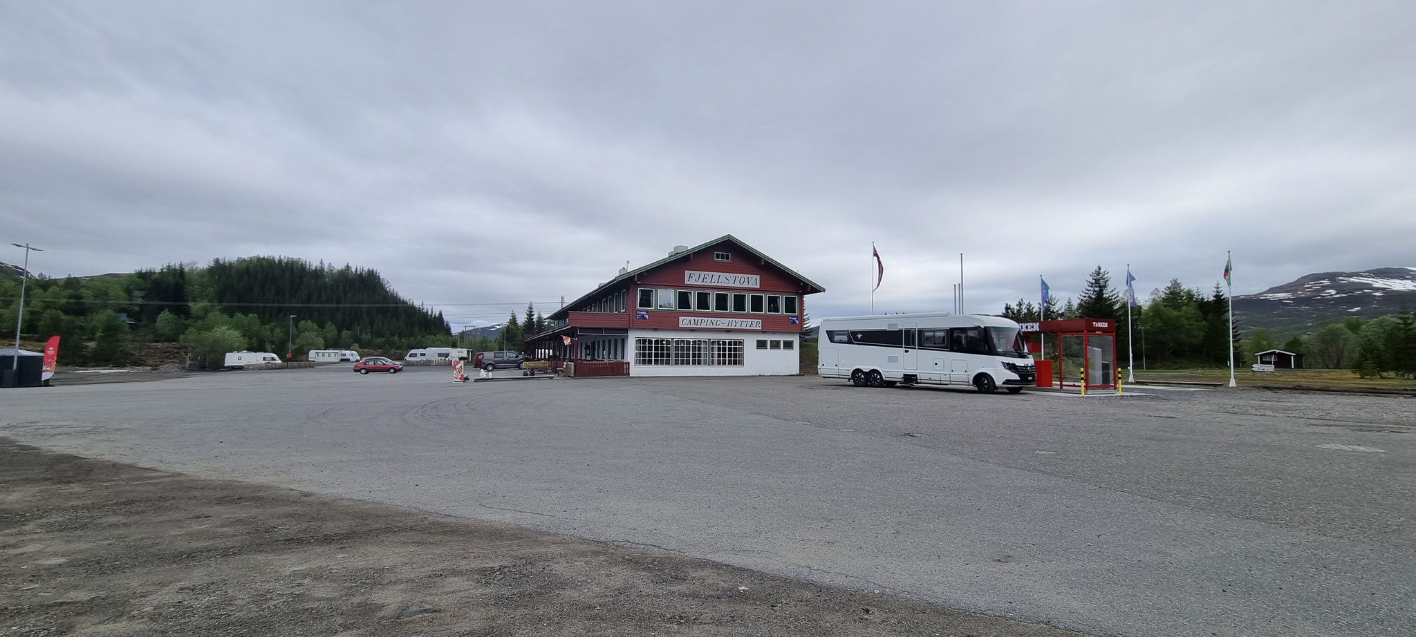 Günstig Diesel holen. Der Campingplatz steht zum Verkauf?!