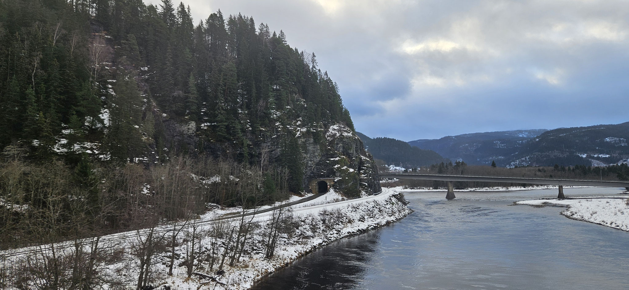 Winterliche Landschaft wohin man schaut