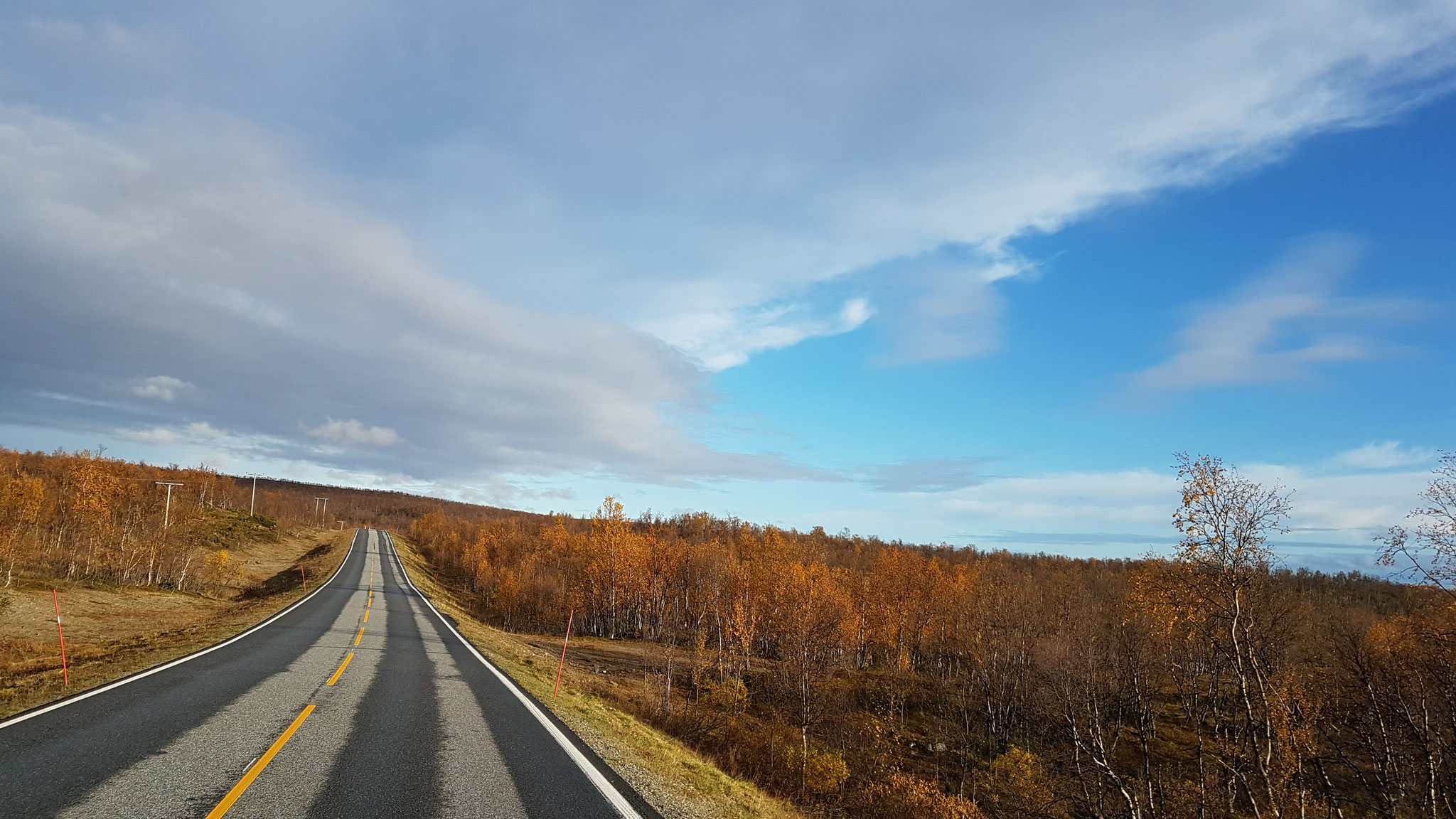 Wunderschöne Landschaft in Richtung Grenze Finnland