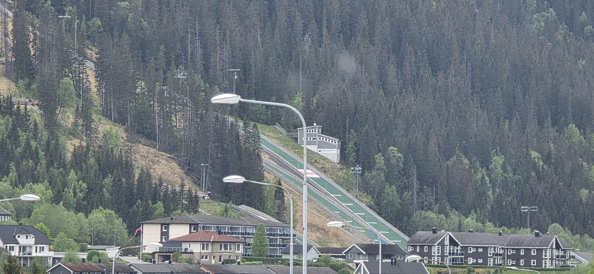...mit Sprungschanzen...