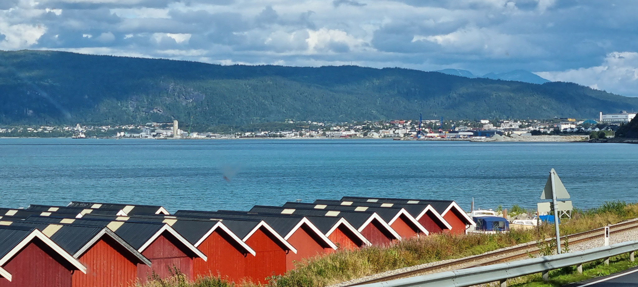 Da vorne kommt schon Mosjøen
