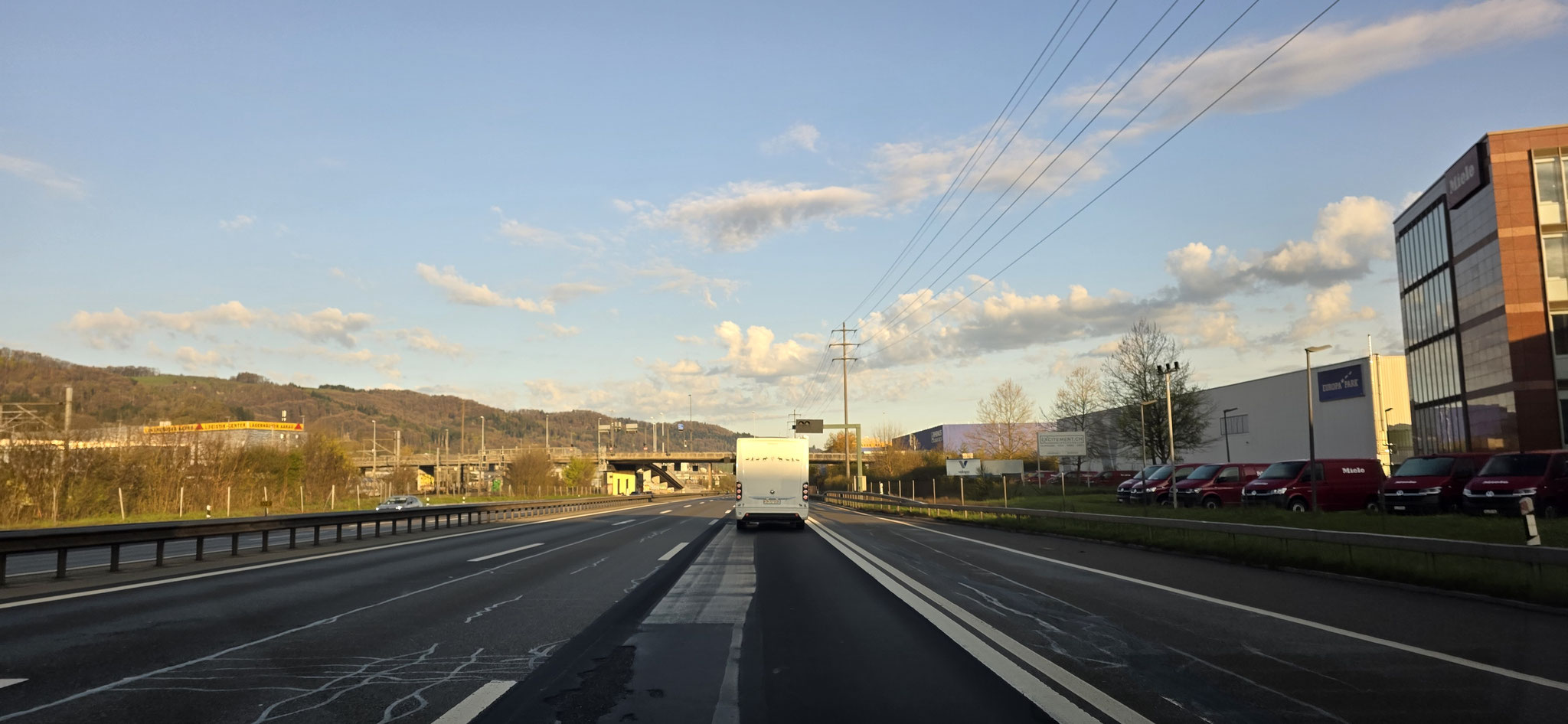 ...auf die Autobahn...