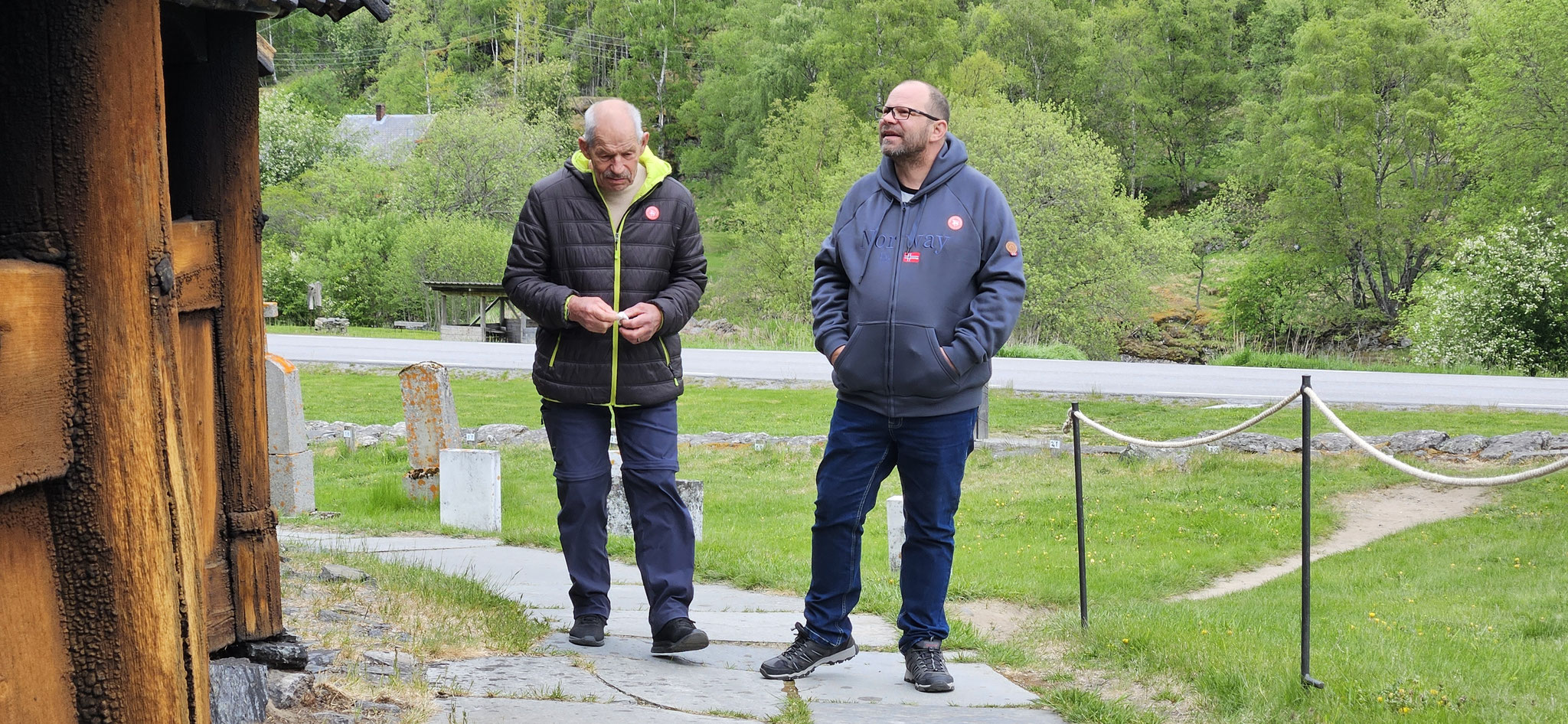 Männergespräche bei Papi und Daniel
