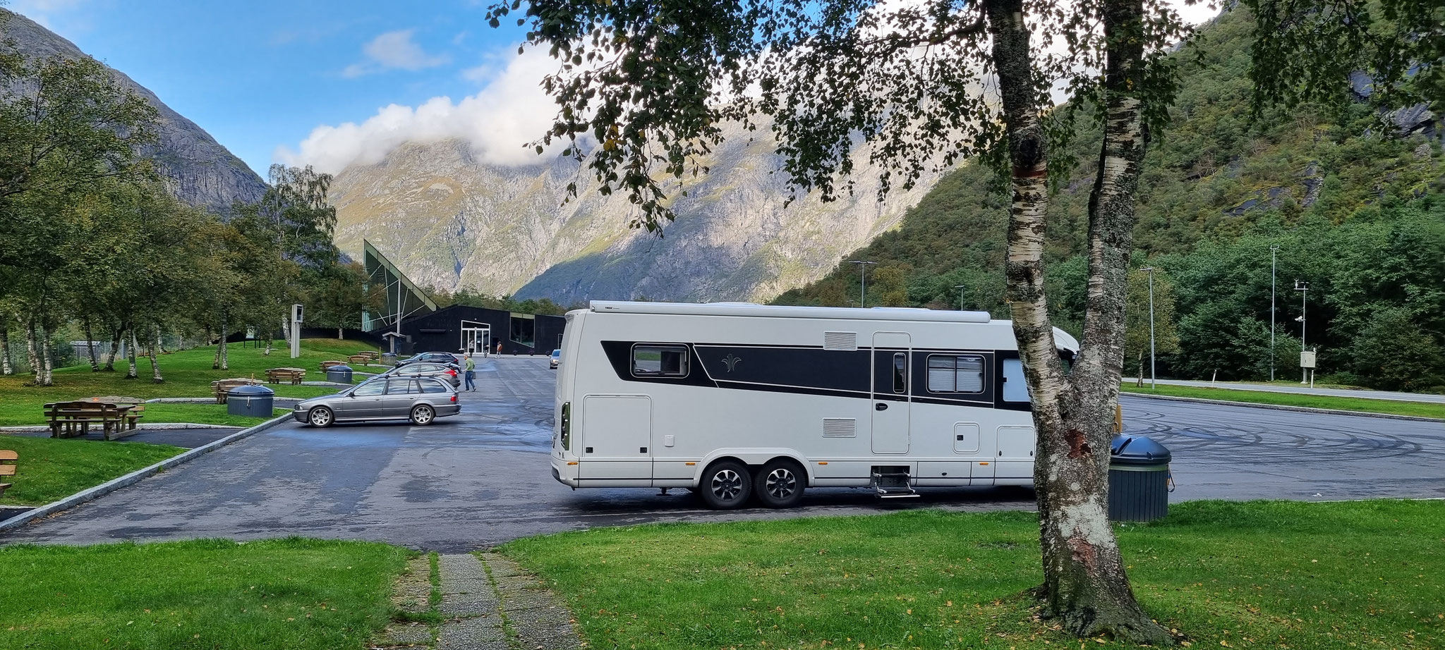 Trollvegen .... Trollshop geschlossen
