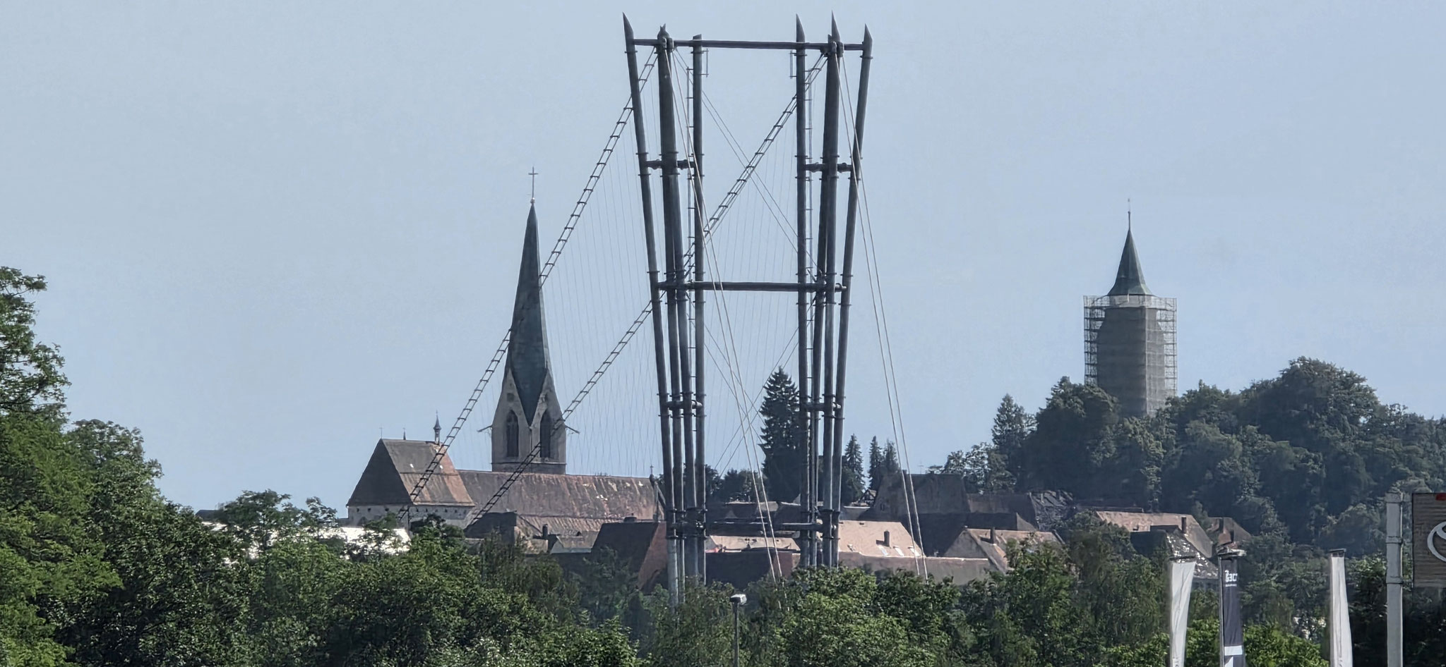 ...wie die neue Hängebrücke