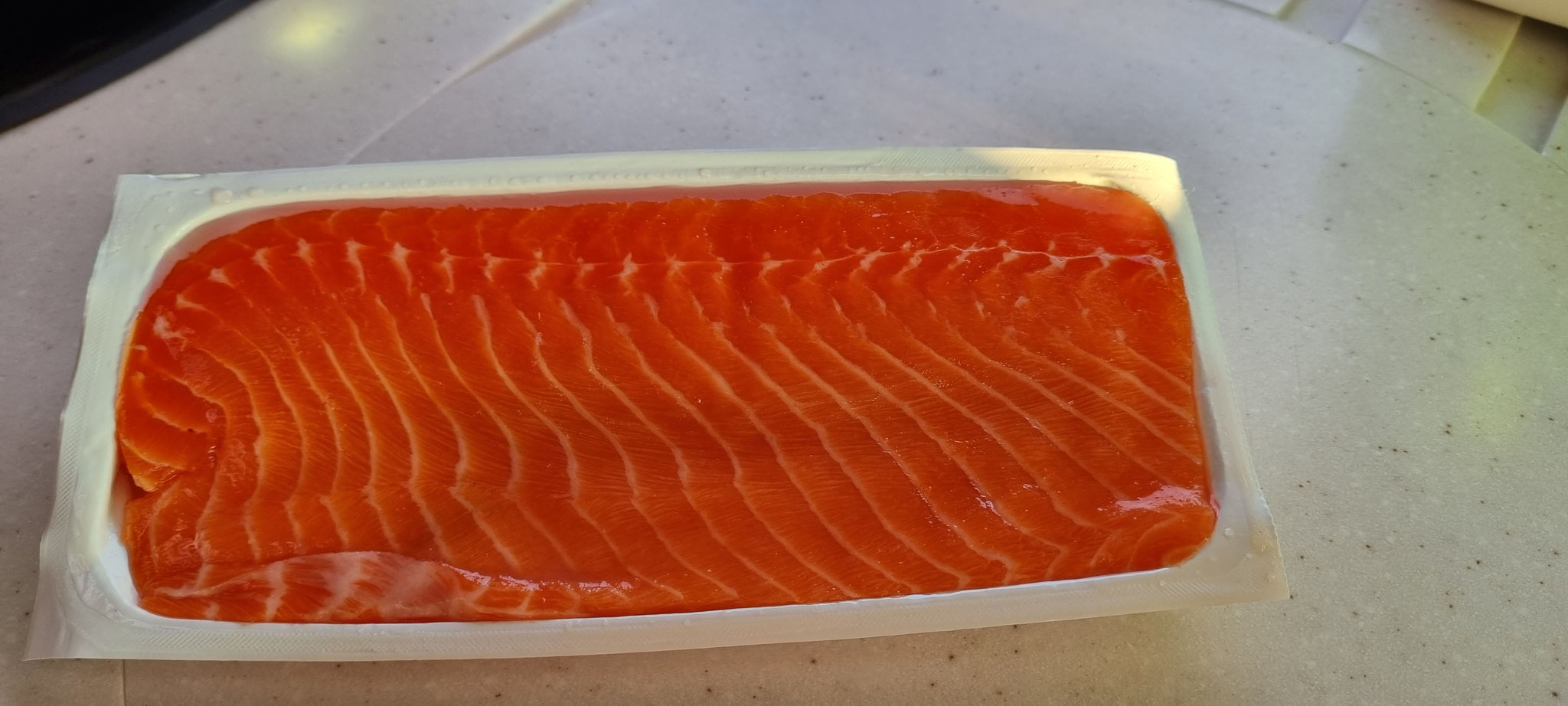  Und wieder richtig viel Lachs zum Abendessen...