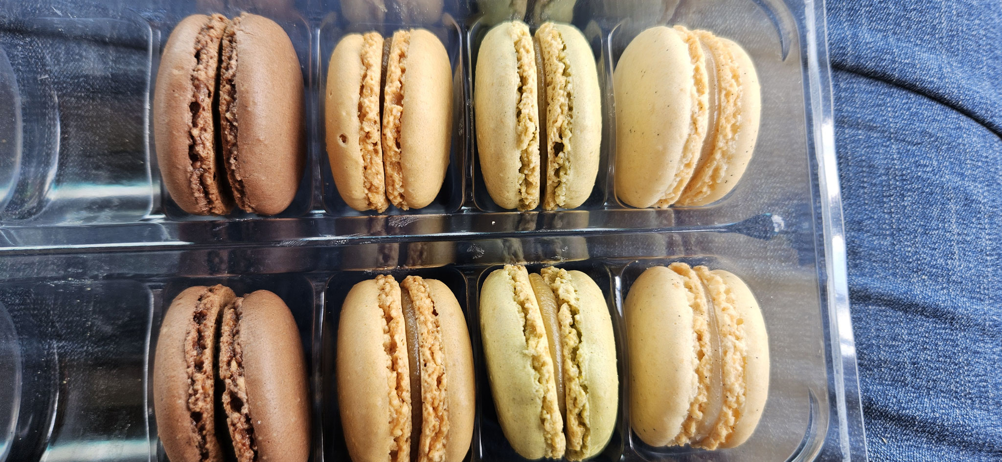 Einmal Macrons muss auf jeder F-Reise sein
