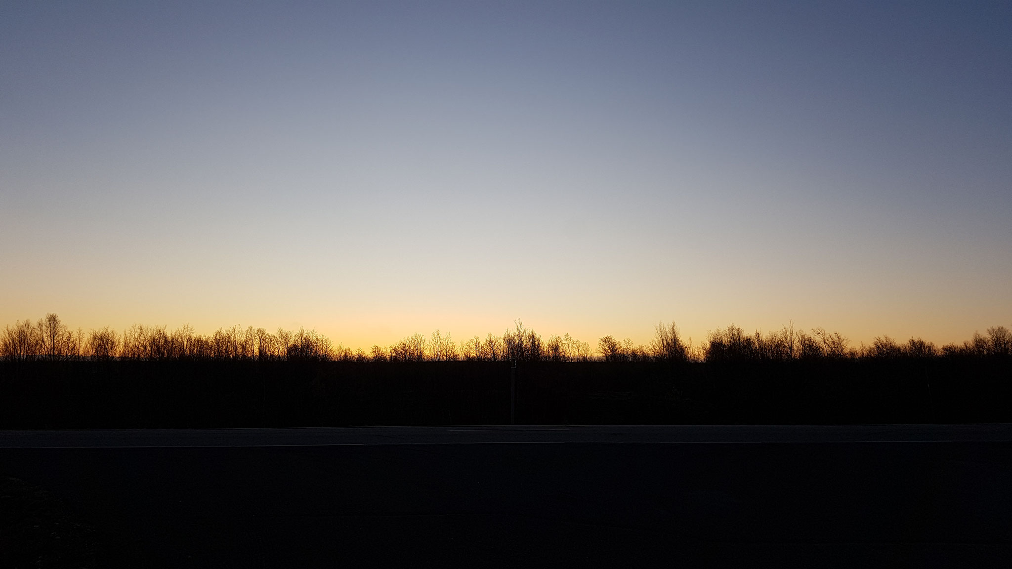 Wunderschön so ein Sonnenaufgang weit ab von allem