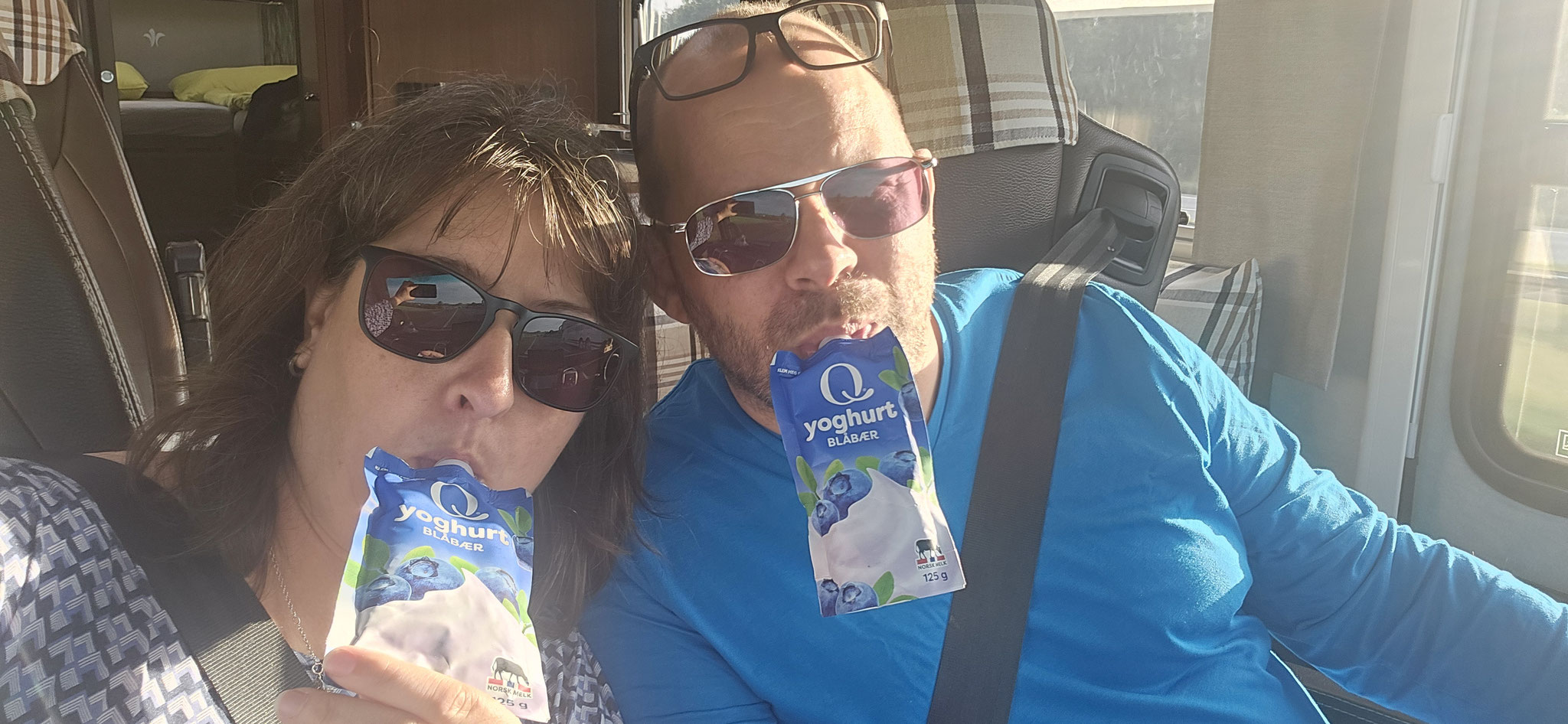 Wir geniessen eine Blåbær-Infusion