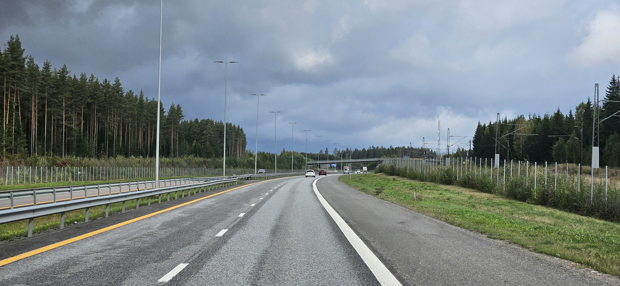 Die E6 breit ausgebaut