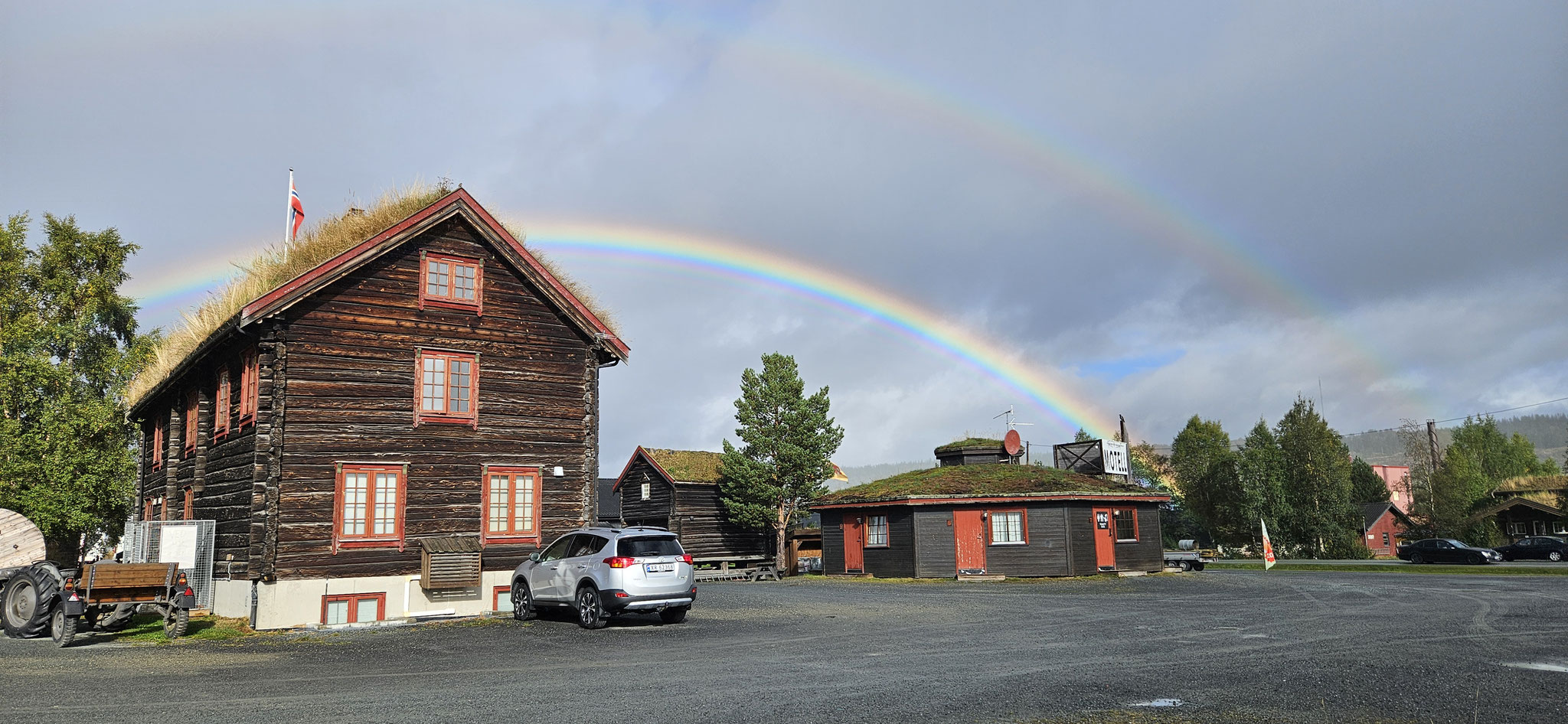 Ein Doppelregenbogen über...