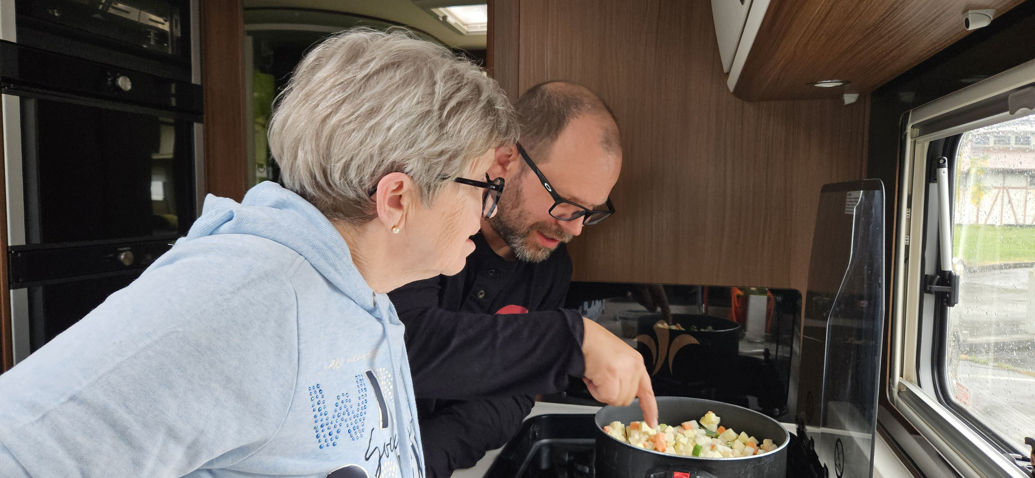 ...besprechen, was noch in die Feierabendpfanne kommen soll